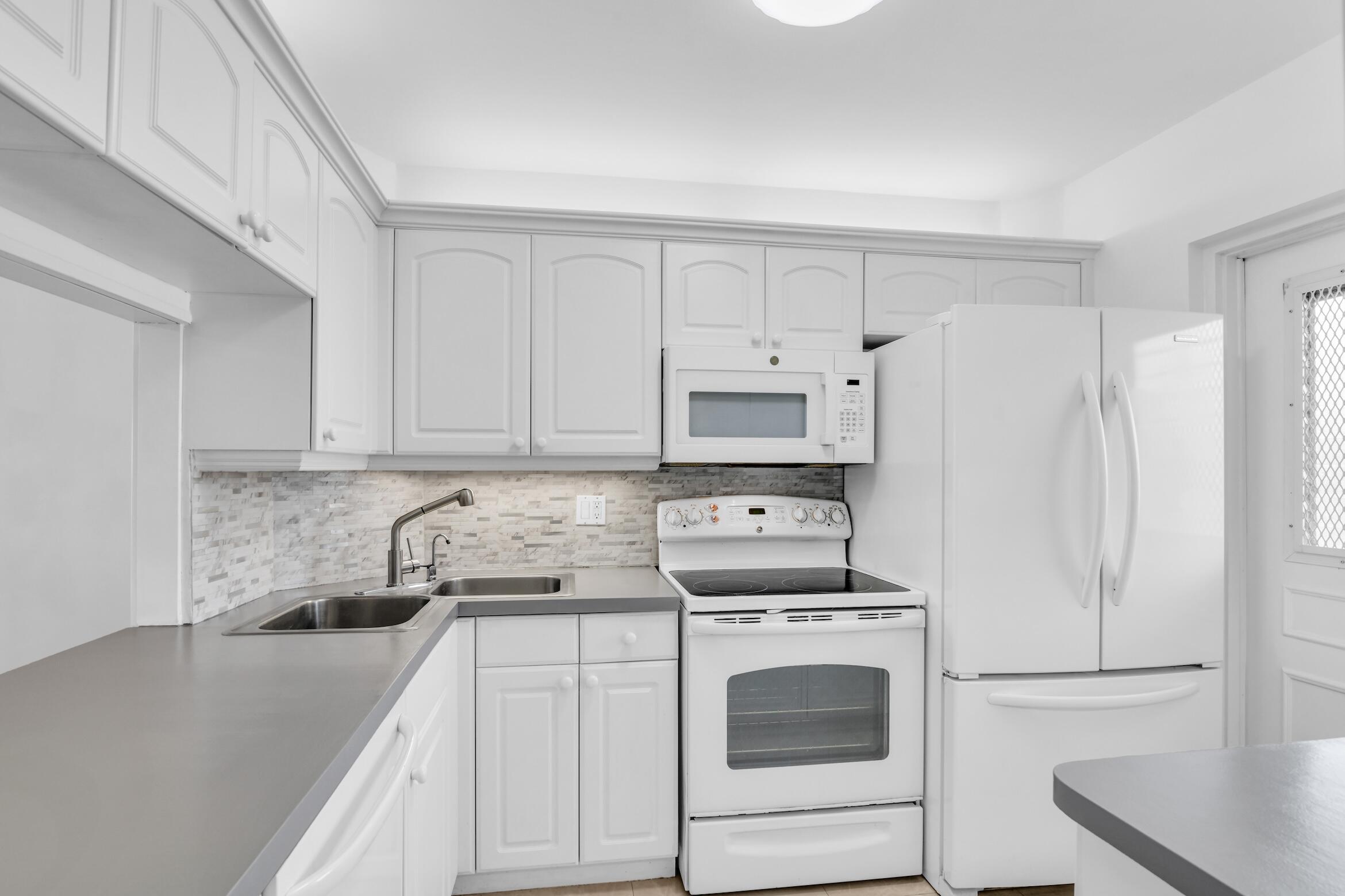 410 N FEDERAL Highway N # 616 — Photo 3