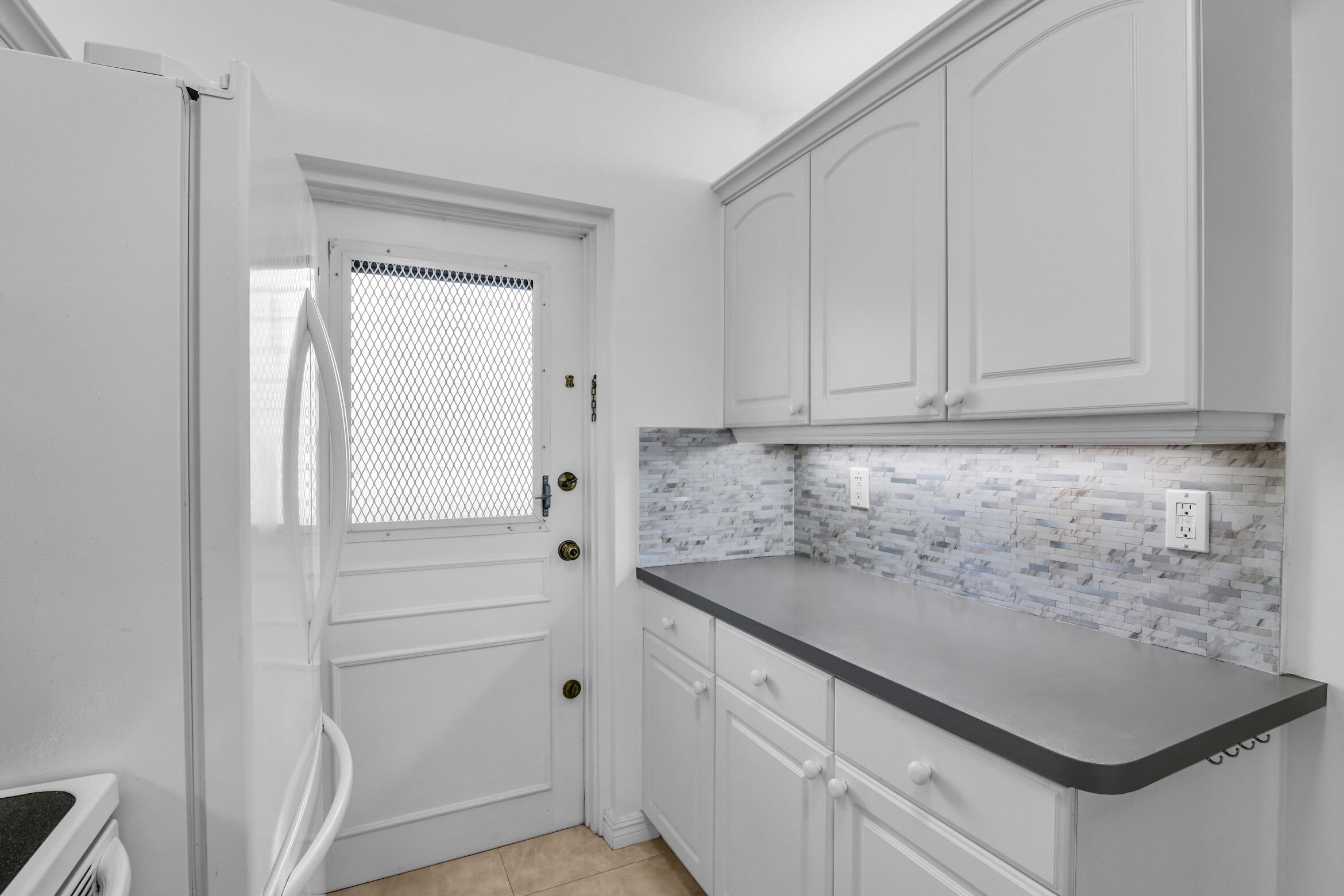 410 N FEDERAL Highway N # 616 — Photo 4