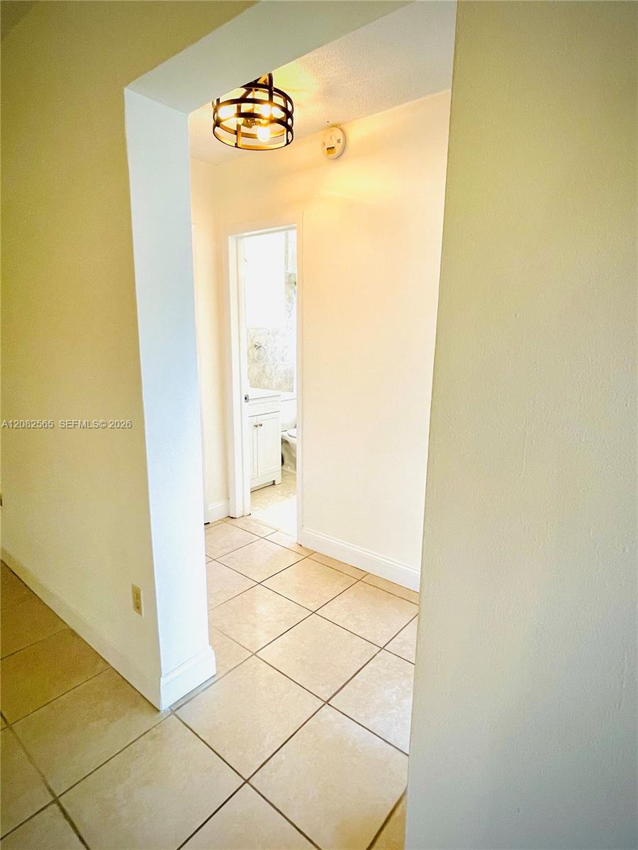 47 NW 47th Ave # 14 — Photo 4