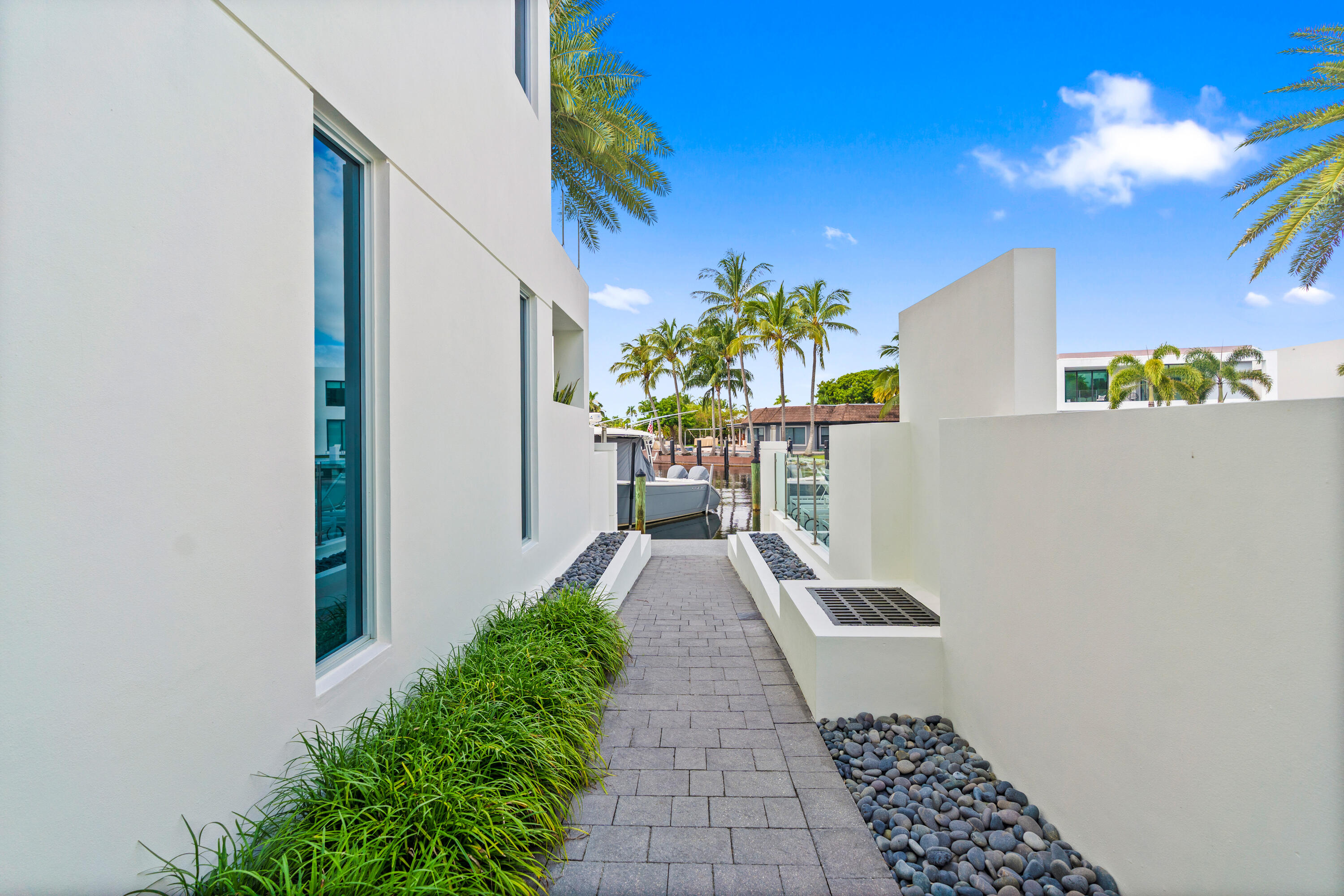 221 Shore Court — Photo 4
