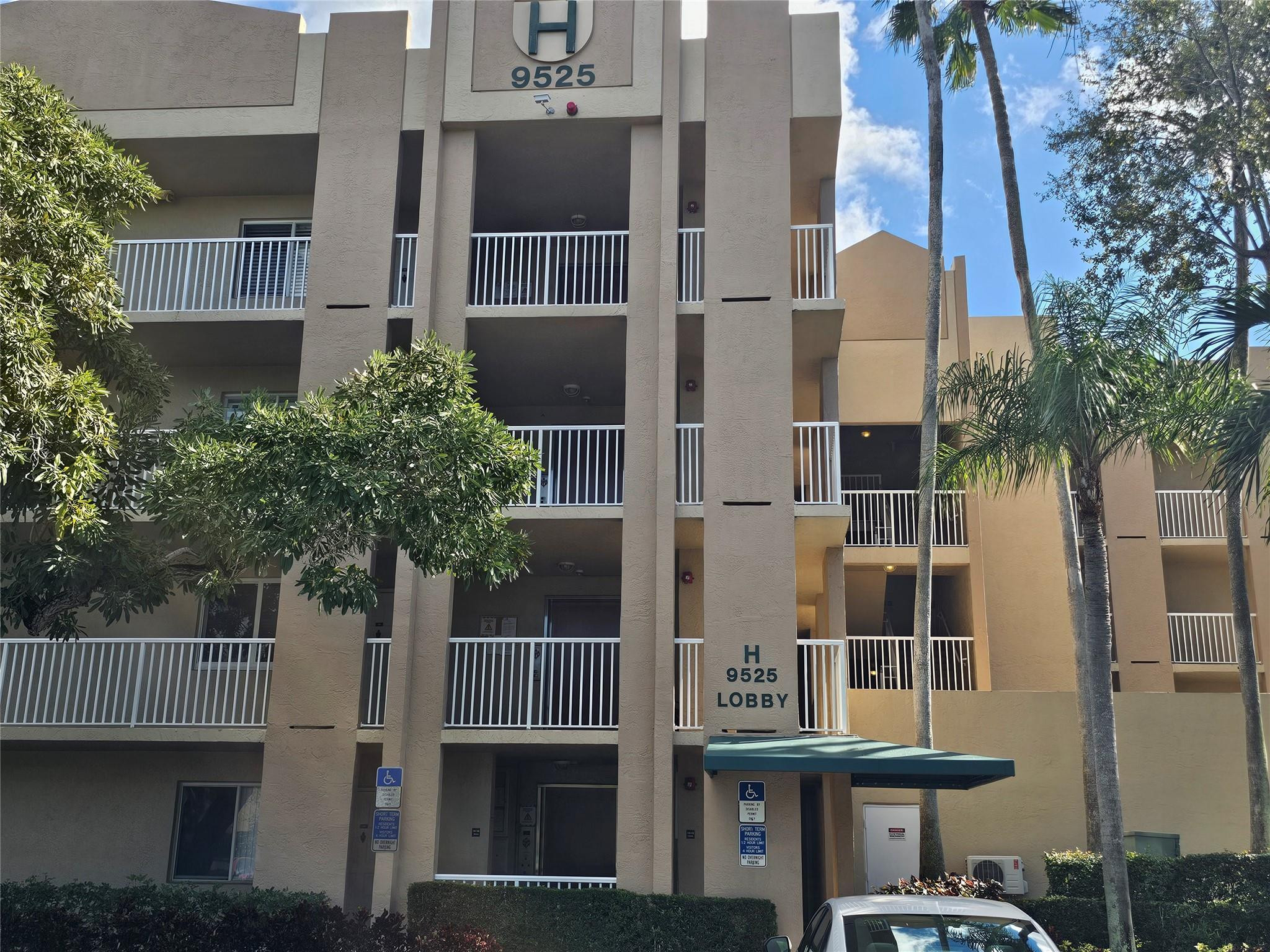 9525 Weldon Circle # H410, Tamarac FL 33321