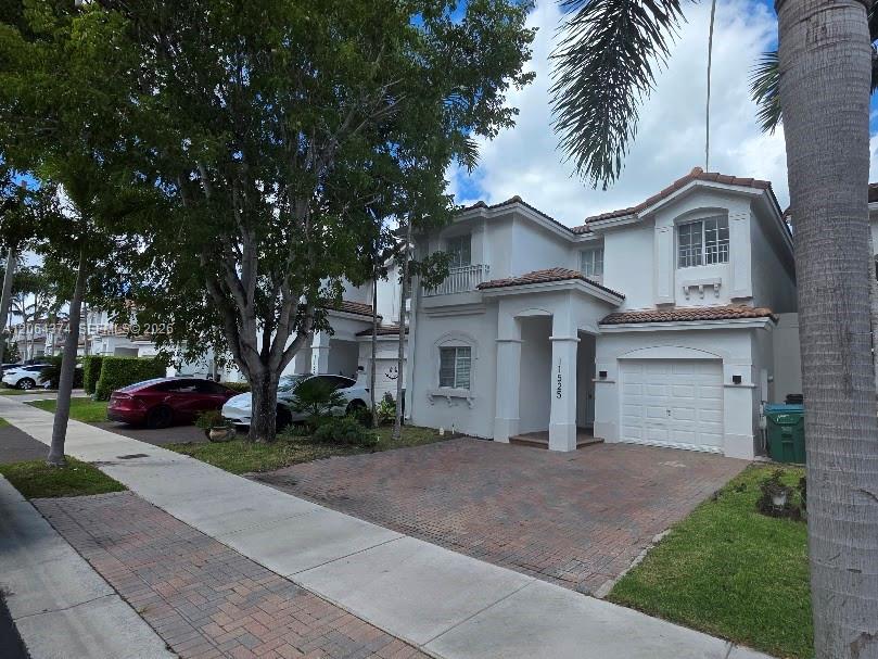 11525 NW 71st St, Doral FL 33178