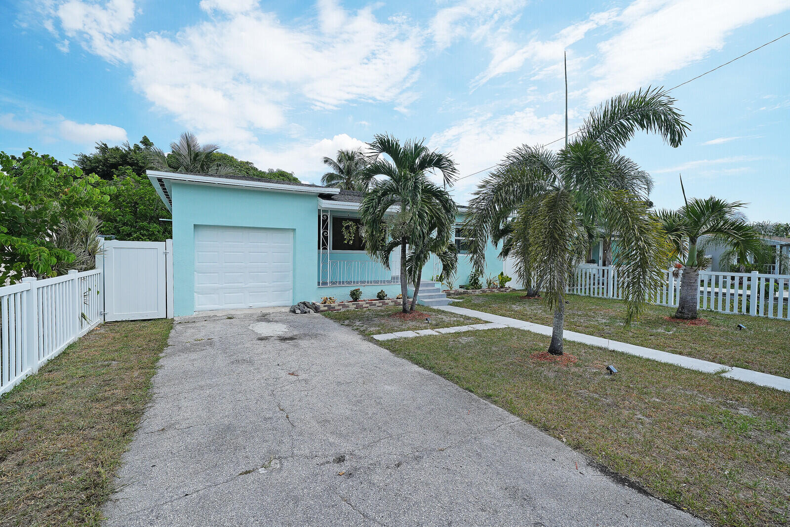 2517 Rodman Street — Photo 2