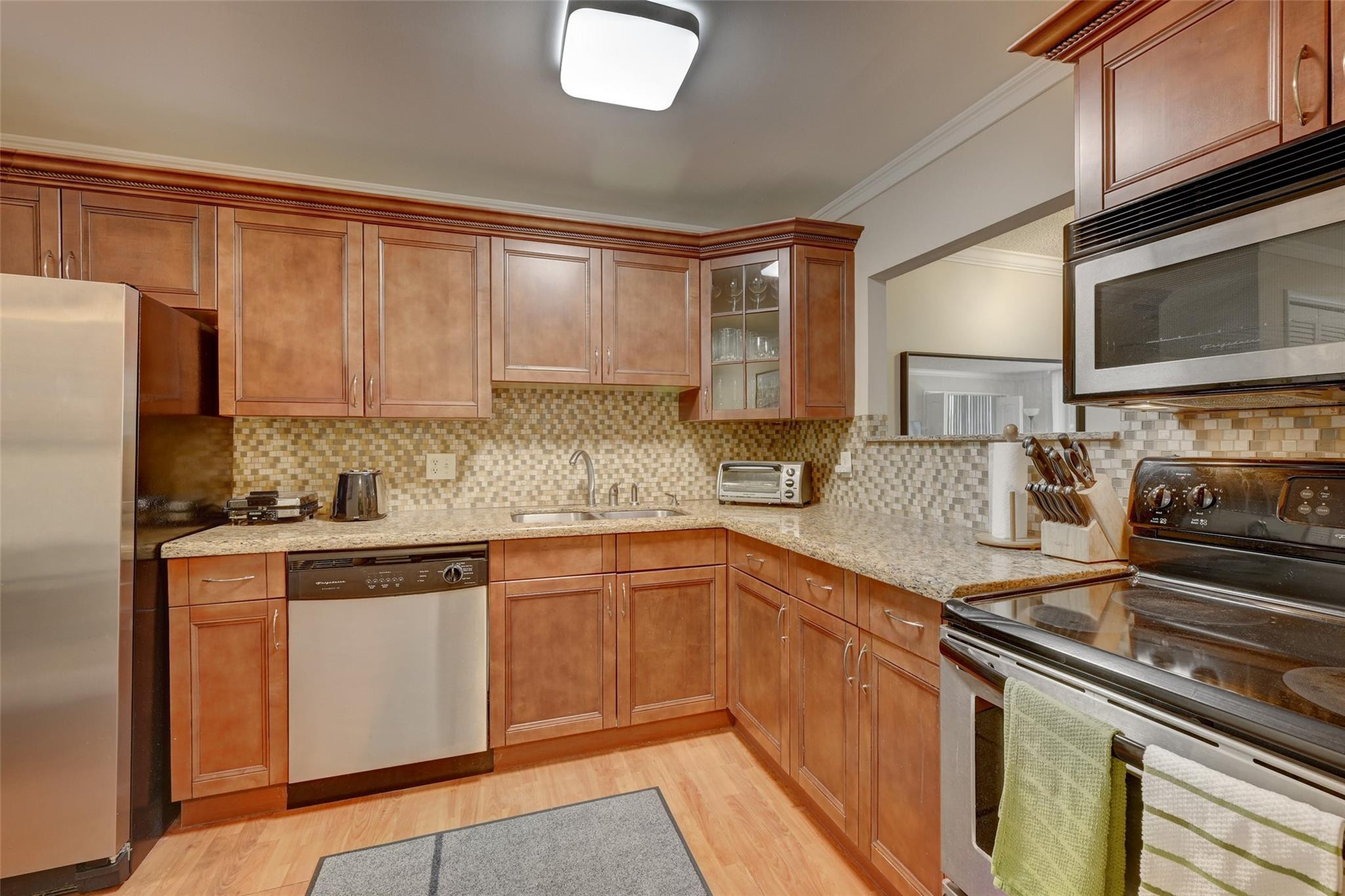 823 Cypress Boulevard # 201 — Photo 5