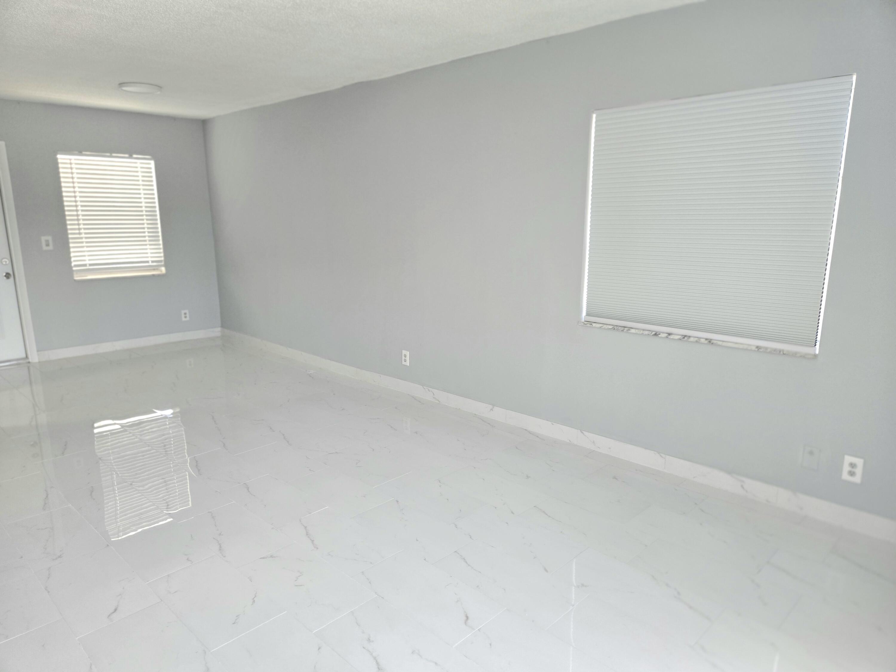 6505 WINFIELD Boulevard # 31 — Photo 3