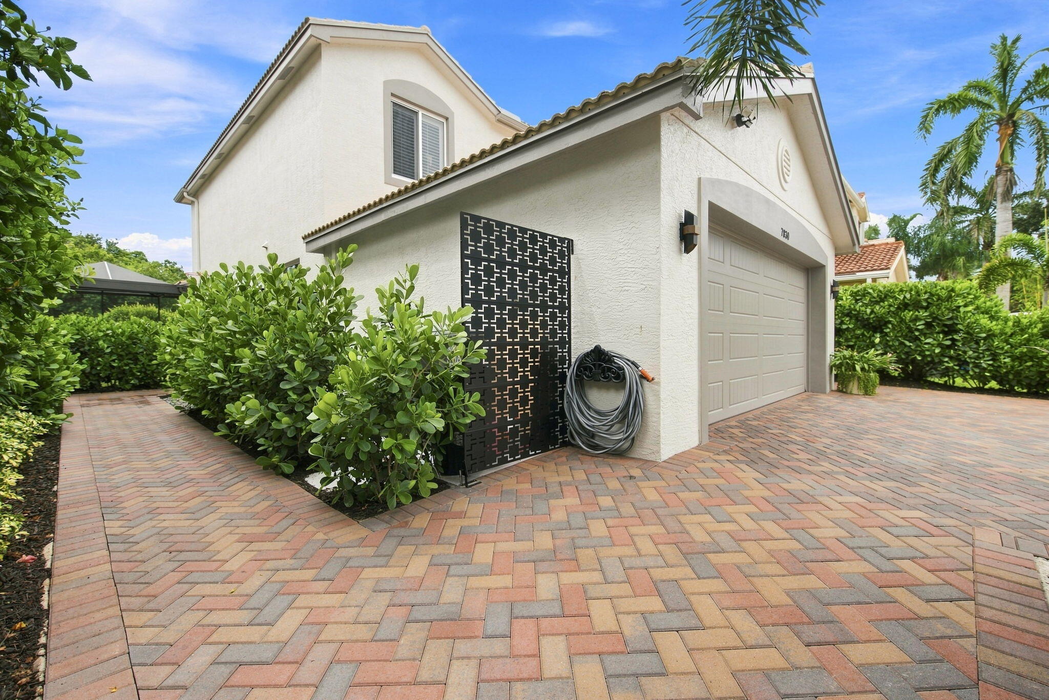 7830 JEWELWOOD Drive — Photo 5