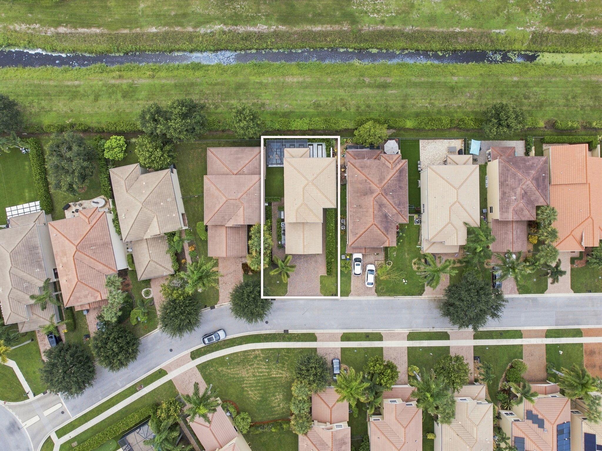 7830 JEWELWOOD Drive — Photo 4