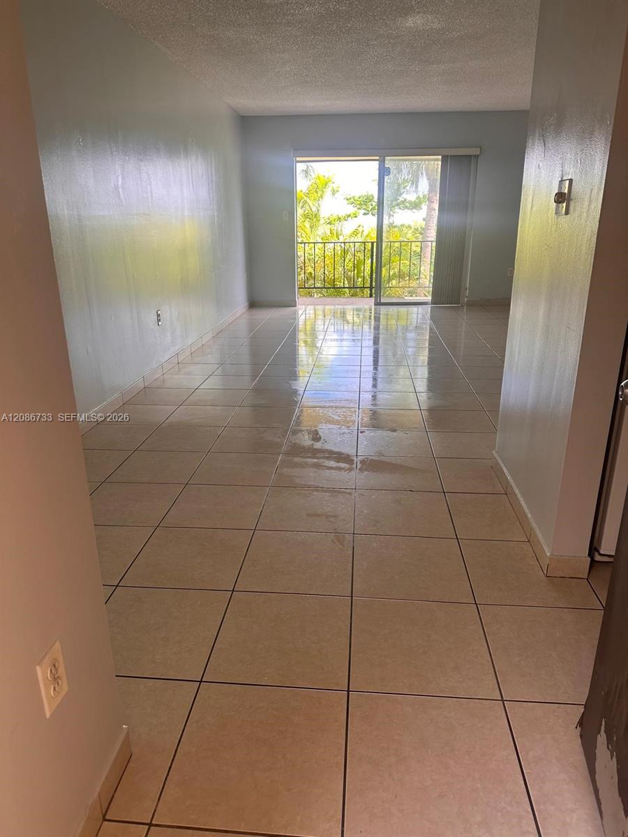 9103 SW 137th Ter # 4 — Photo 5