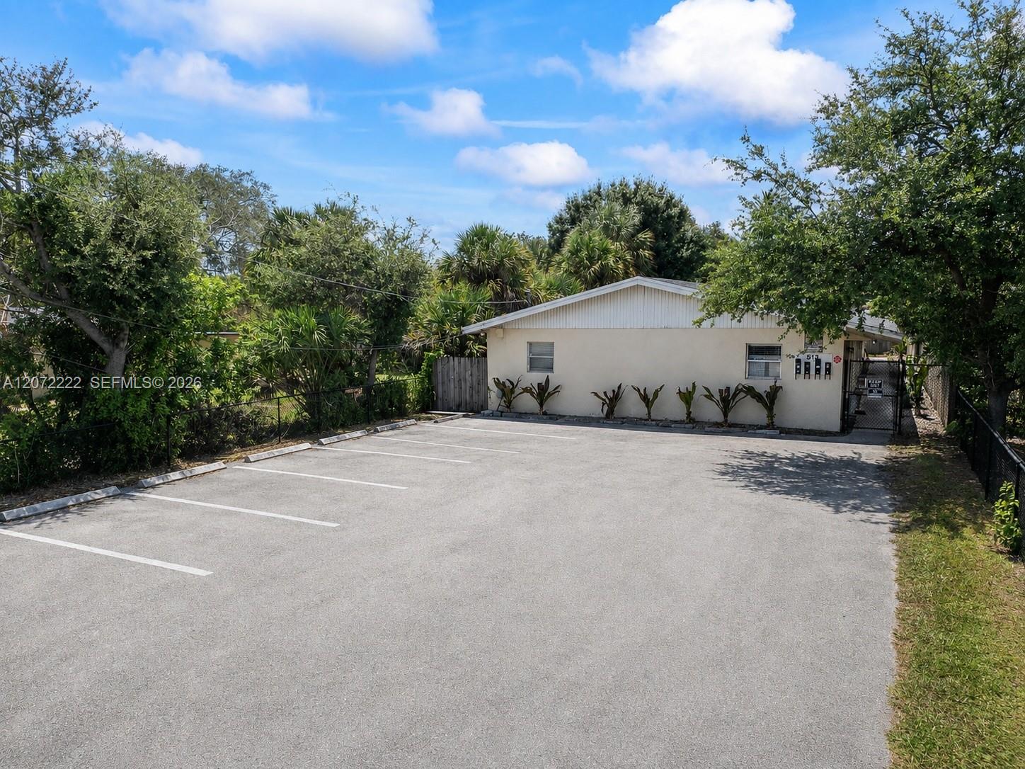 513 NW 22nd Ave # 2, Fort Lauderdale FL 33311