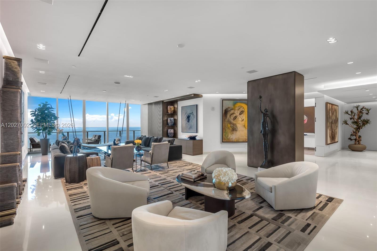 350 Ocean Dr, Key Biscayne FL 33149