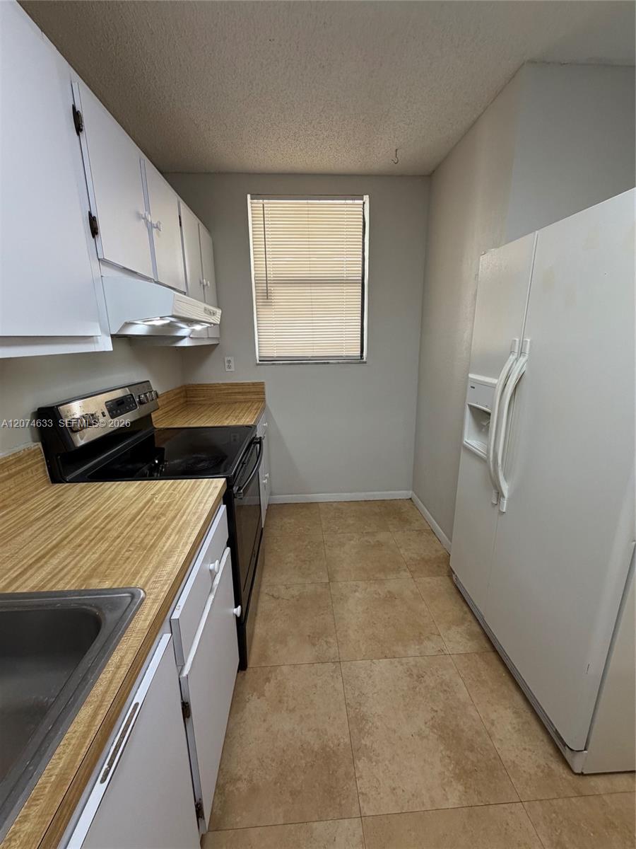 8429 Forest Hills Dr # 202, Coral Springs FL 33065