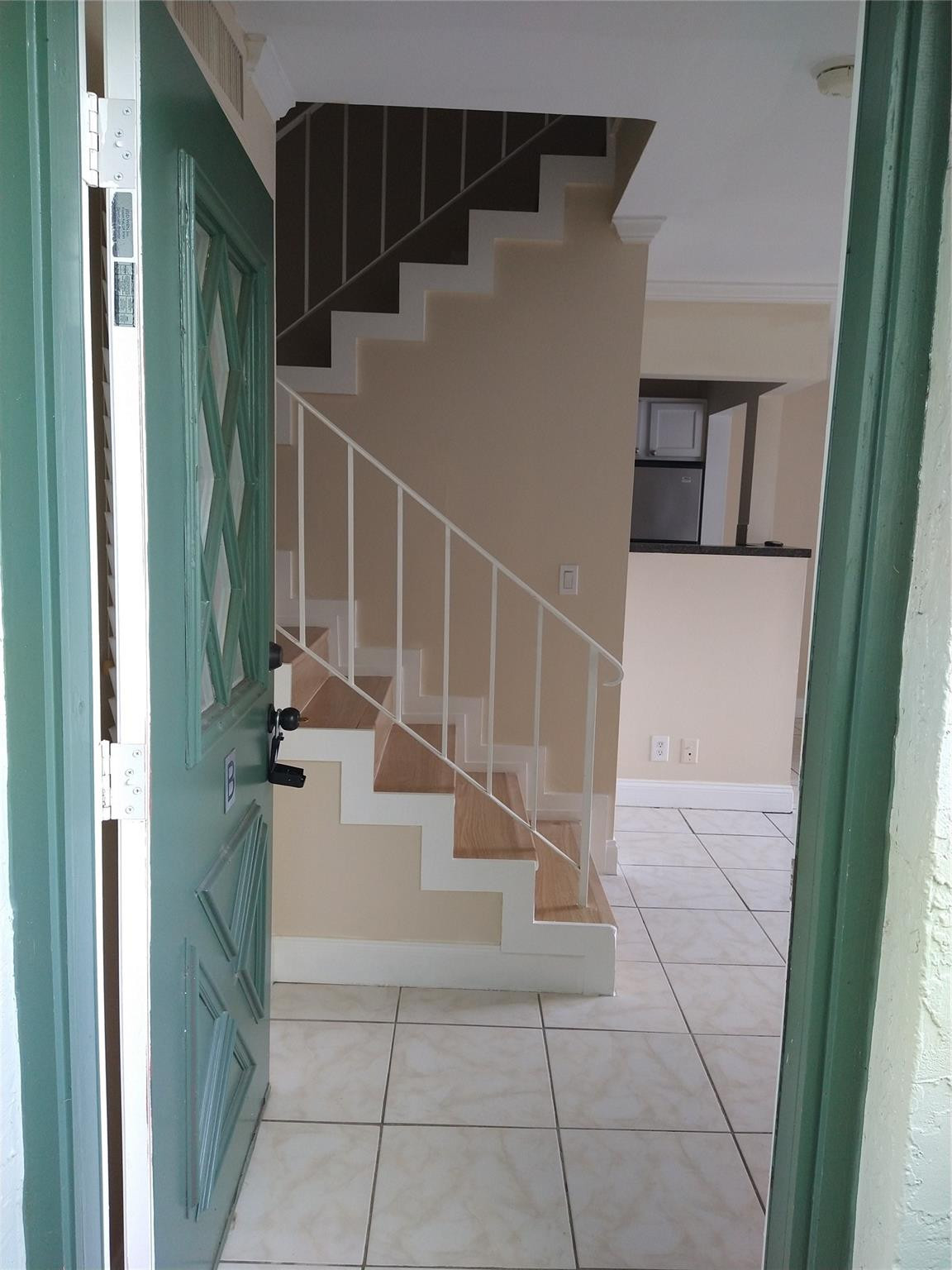 8903 NW 28th Drive # 8B — Photo 2