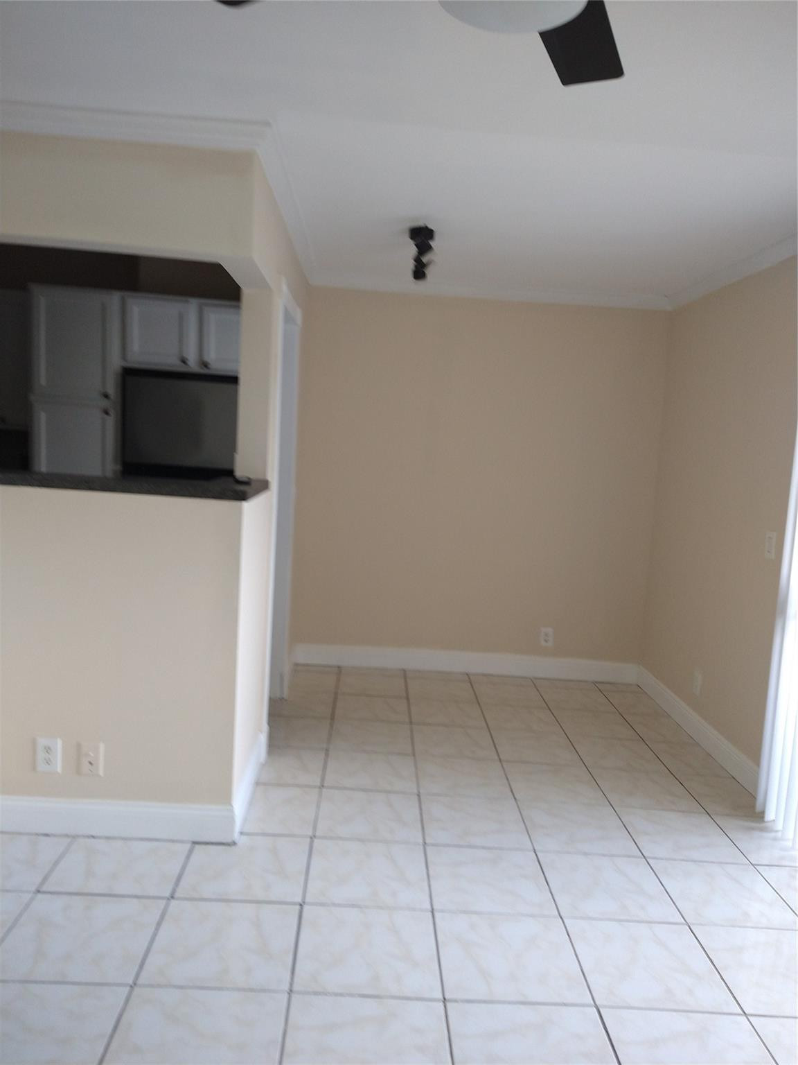 8903 NW 28th Drive # 8B — Photo 5