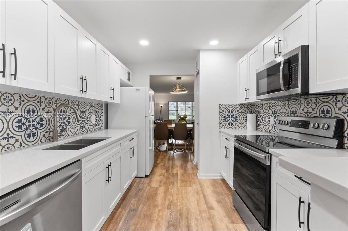 12750 SW 4th Ct # 105J, Pembroke Pines FL 33027