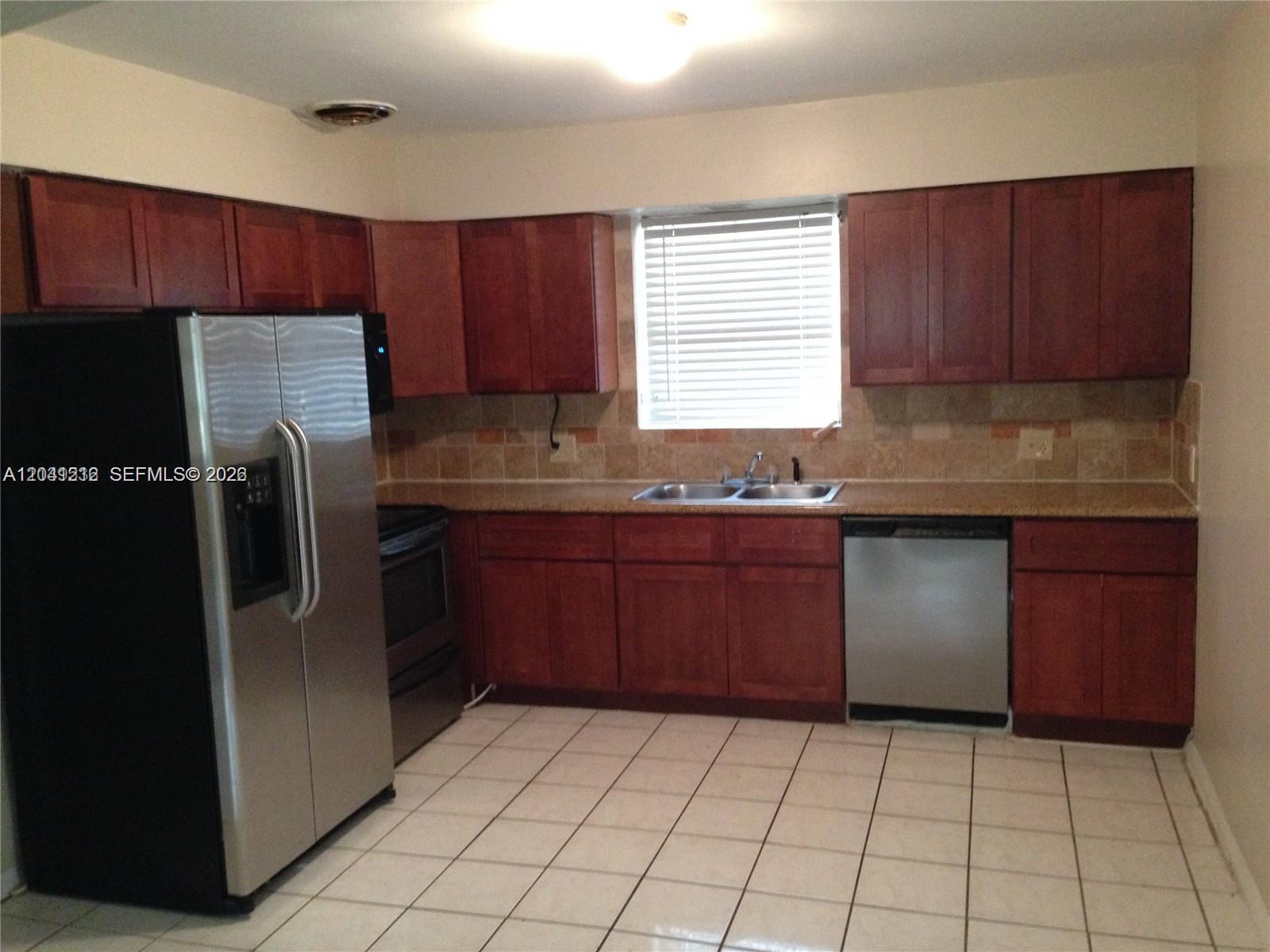 1727 Washington St # 1727 — Photo 4