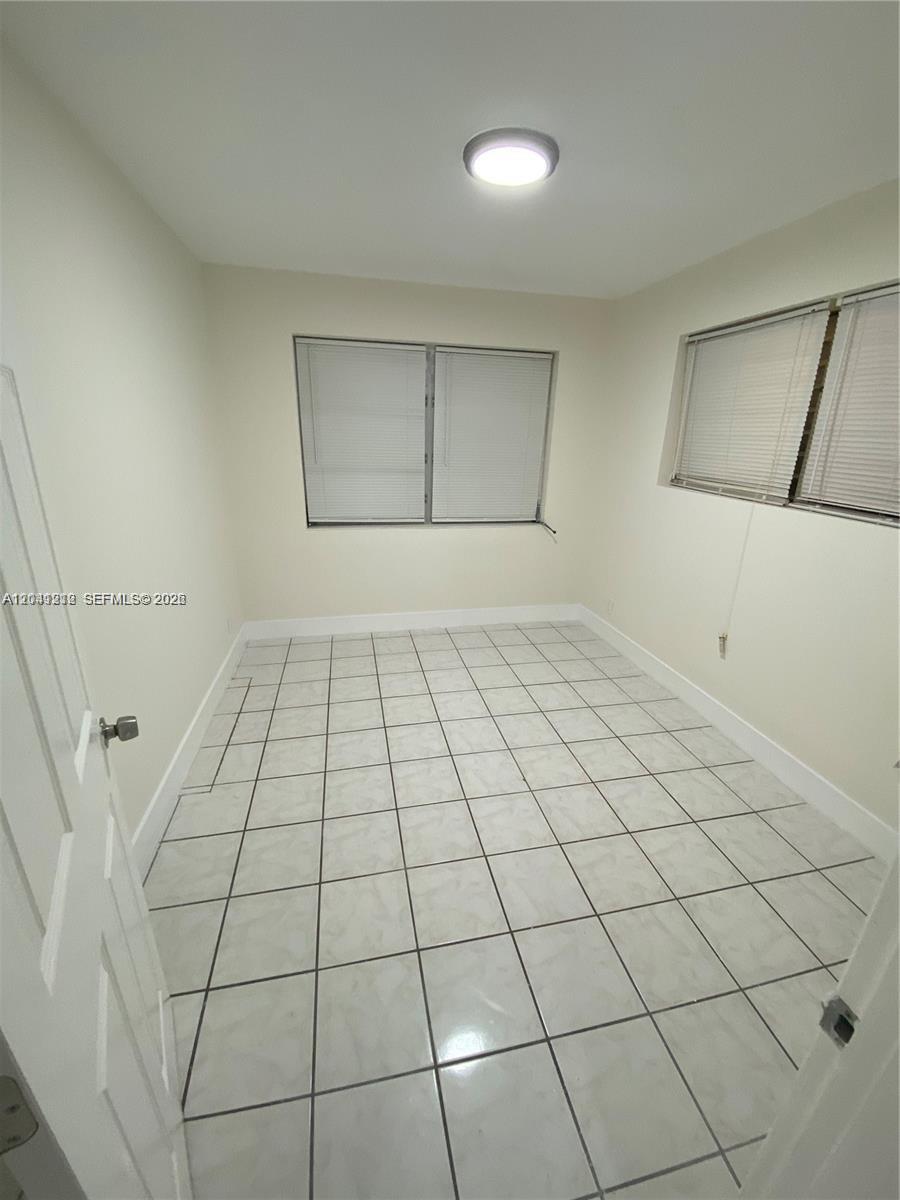 1727 Washington St # 1727 — Photo 5