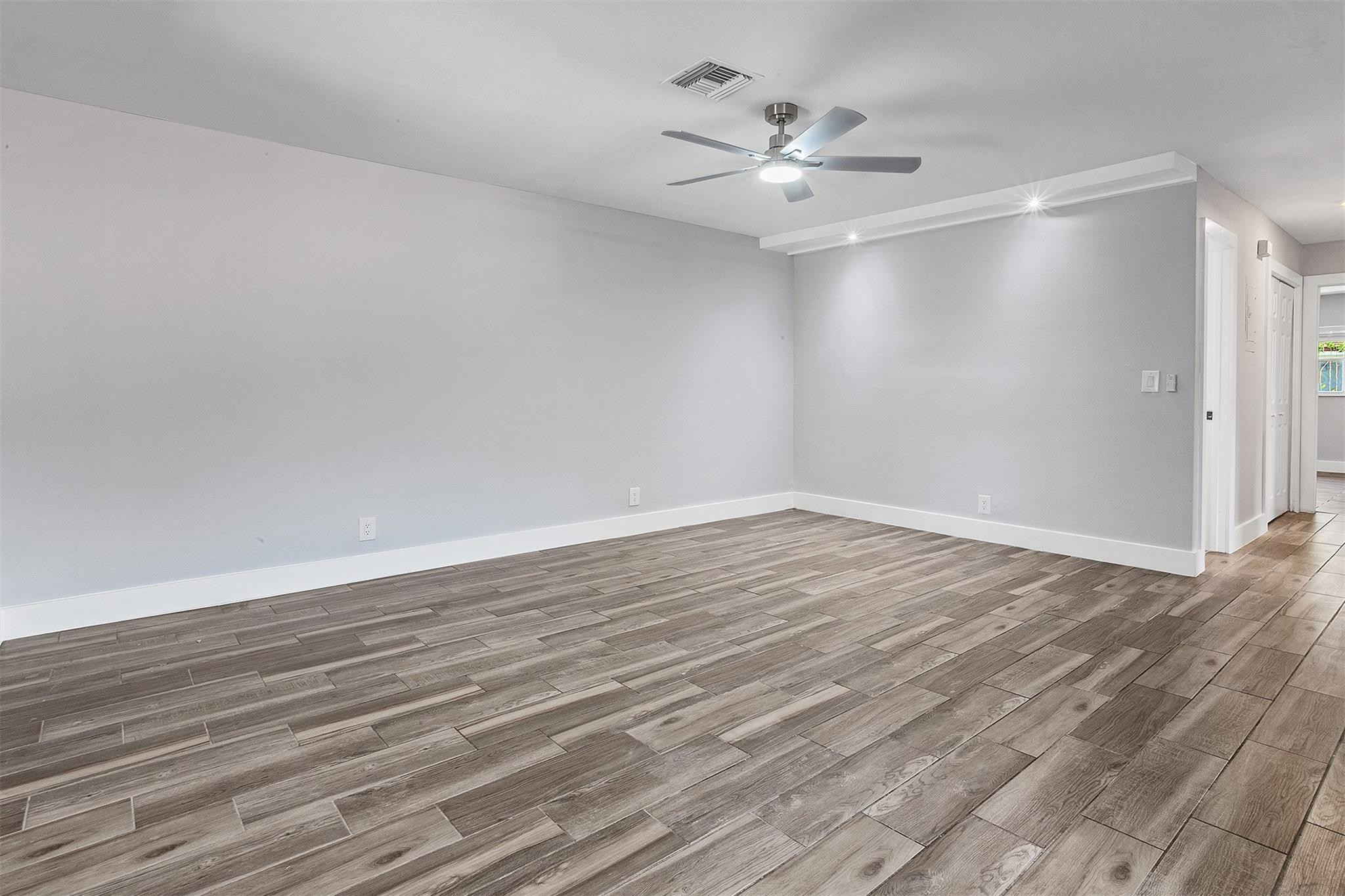 10131 NW 35TH Street # 16 — Photo 3
