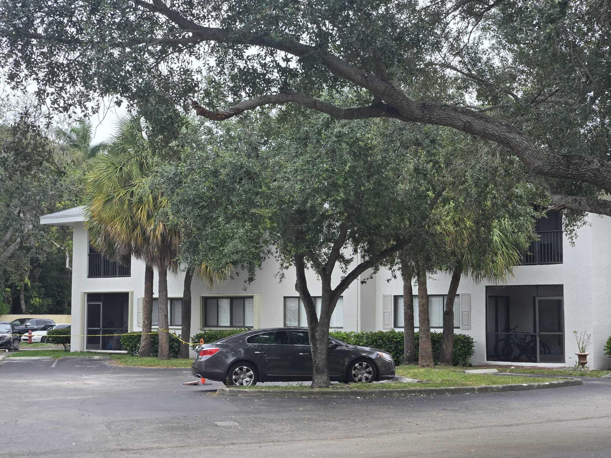 2445 SW 18TH Terrace # 1120 — Photo 4