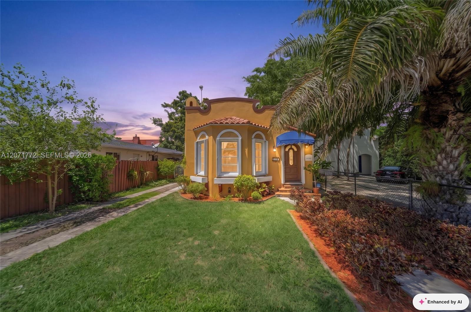 3431 SW 25th St View 2