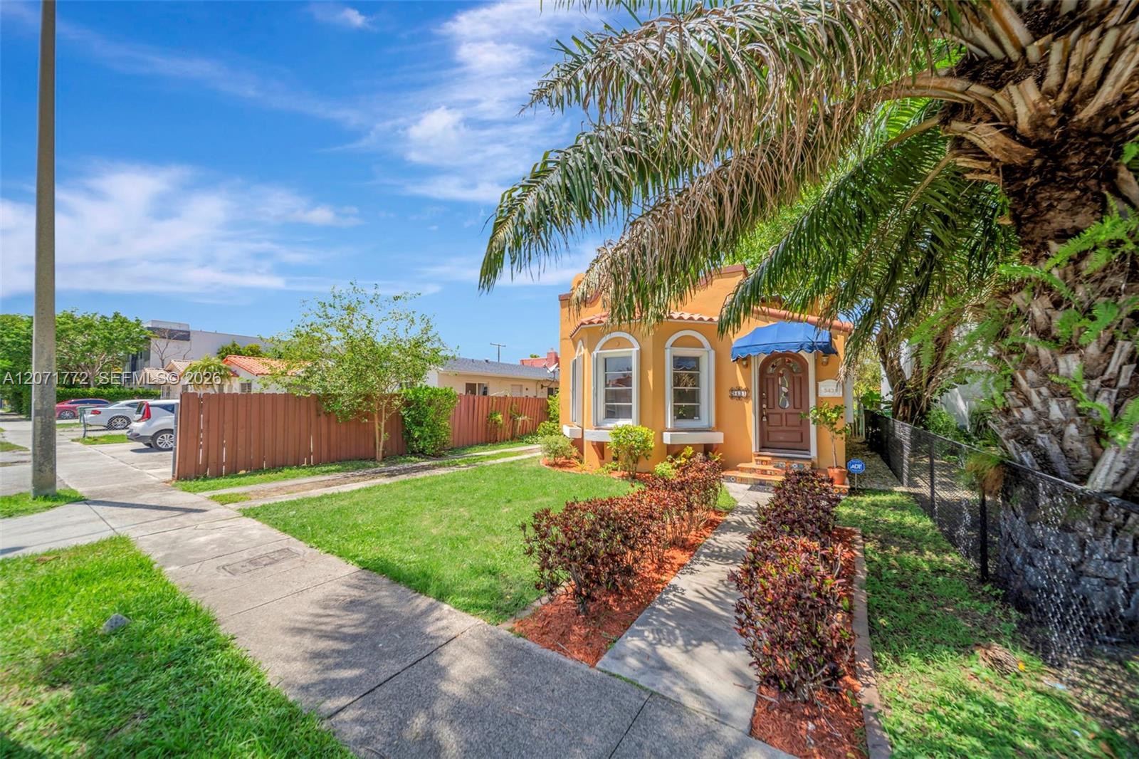 3431 SW 25th St View 4