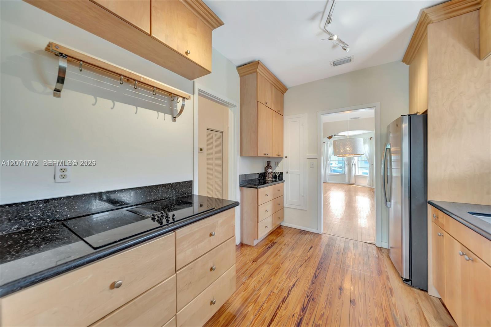 3431 SW 25th St View 9