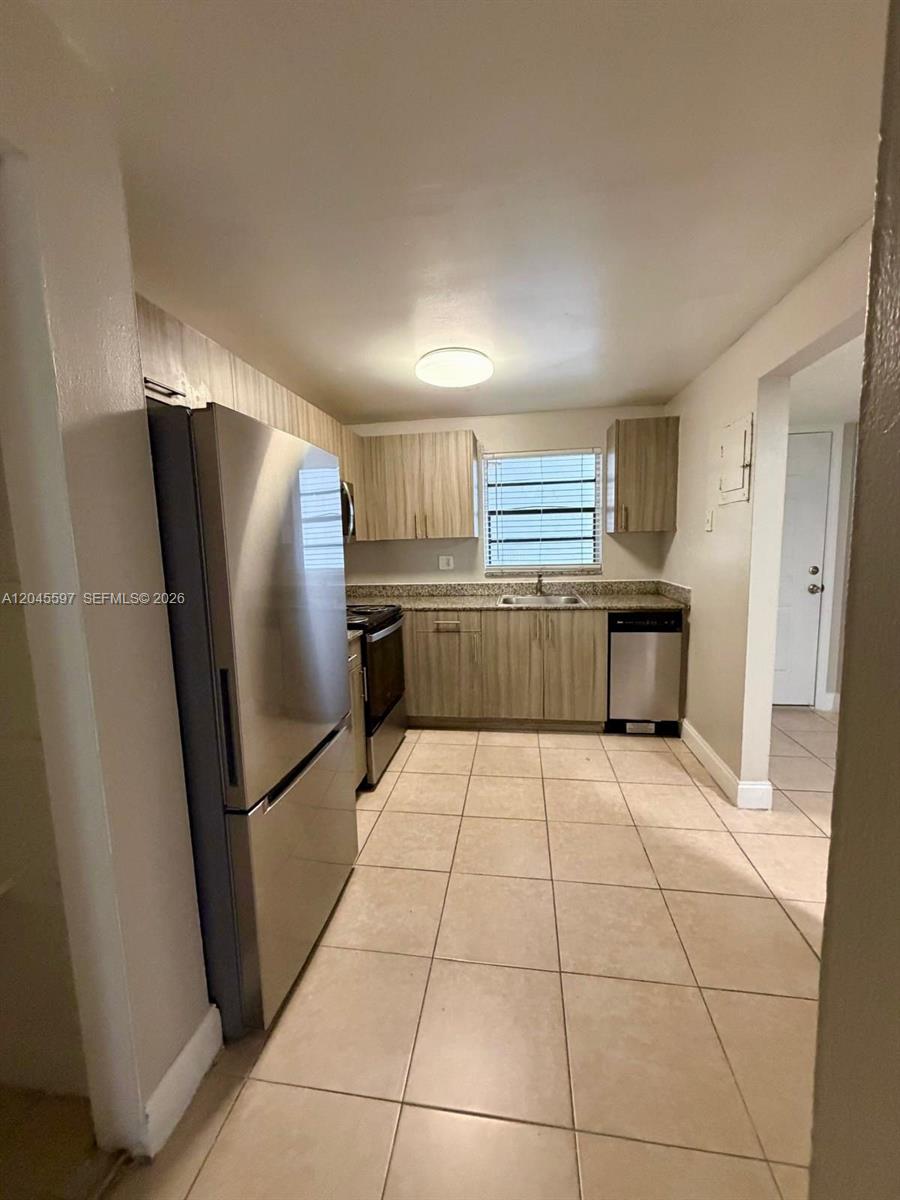 2011 NW 55th Ave # 209 — Photo 2