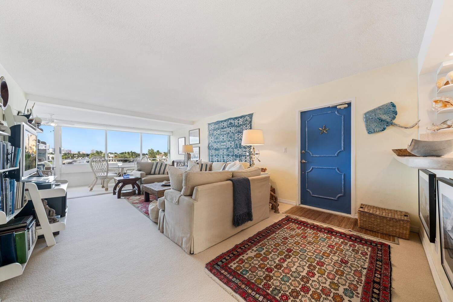 215 N Birch Road # 4c — Photo 5