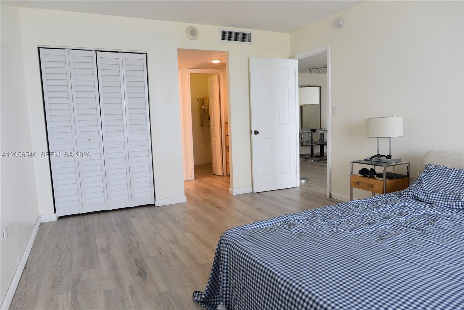 5555 Collins Ave # 8K View 13