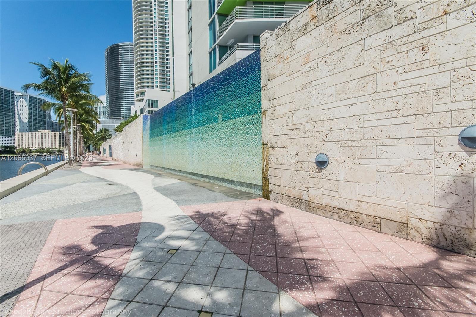 325 S Biscayne Blvd # 2114 — Photo 2