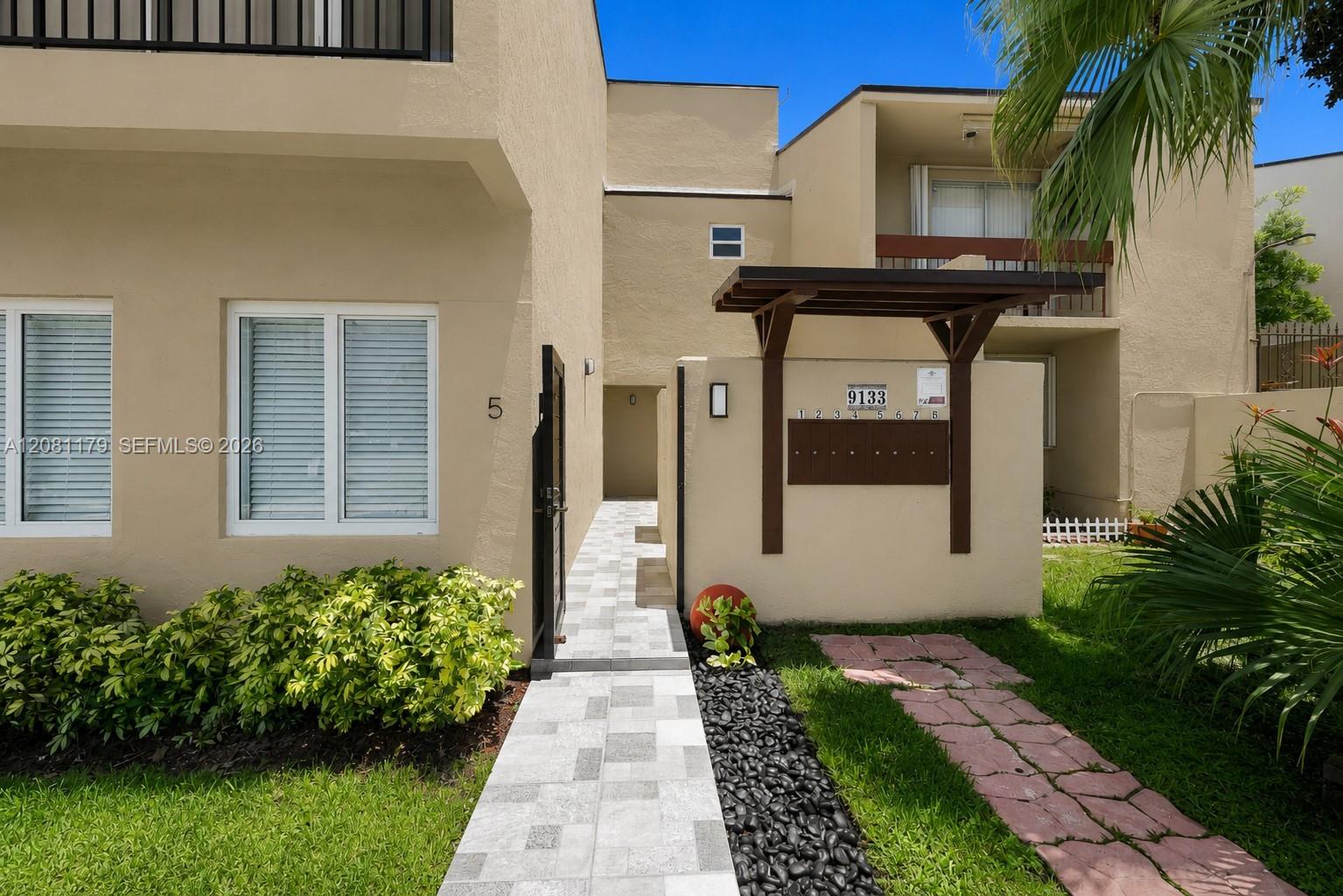 9133 Fontainebleau Blvd # 5 — Photo 3
