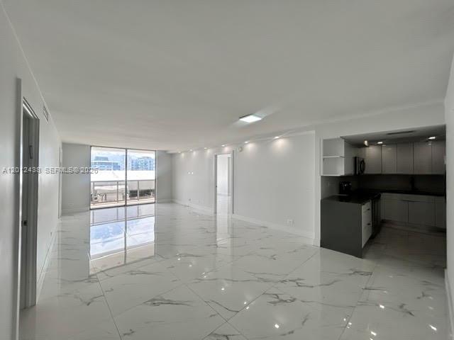 6039 Collins Ave # 1033, Miami Beach FL 33140