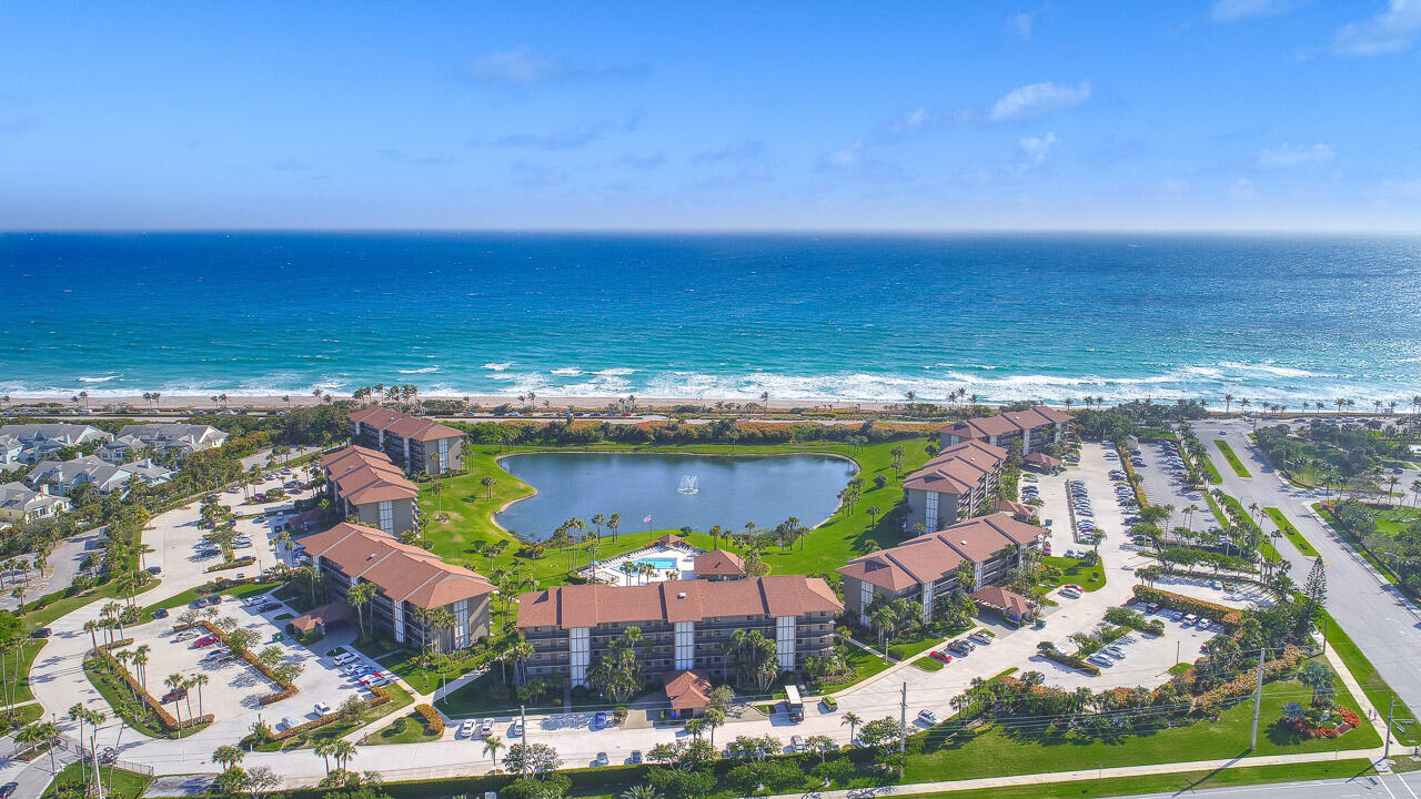 301 S Seas Drive # 305, Jupiter FL 33477