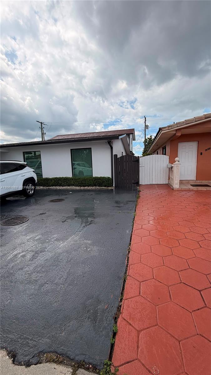 10370 SW 24th St # B, Miami FL 33165