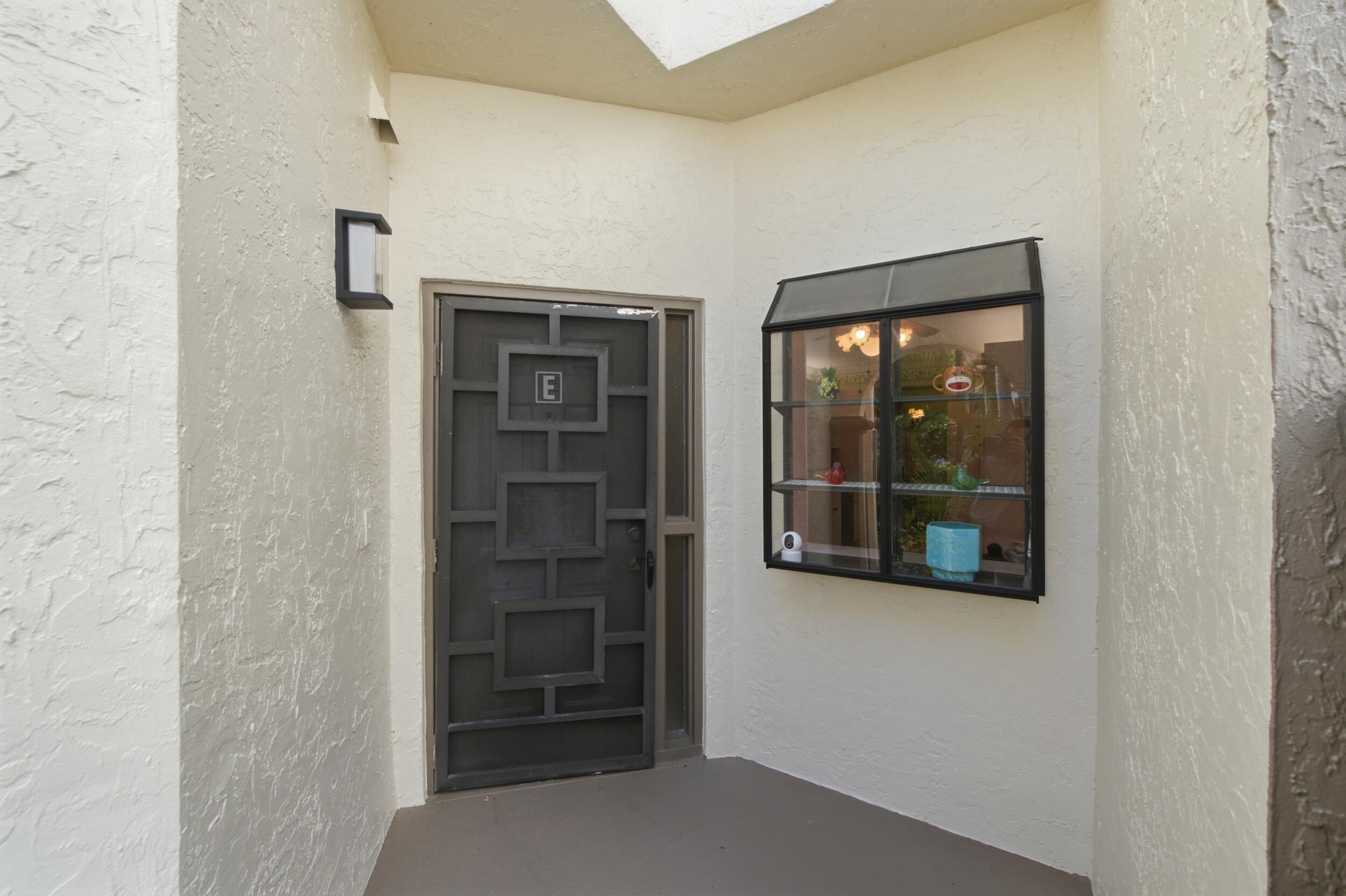 5219 EUROPA Drive # E — Photo 5