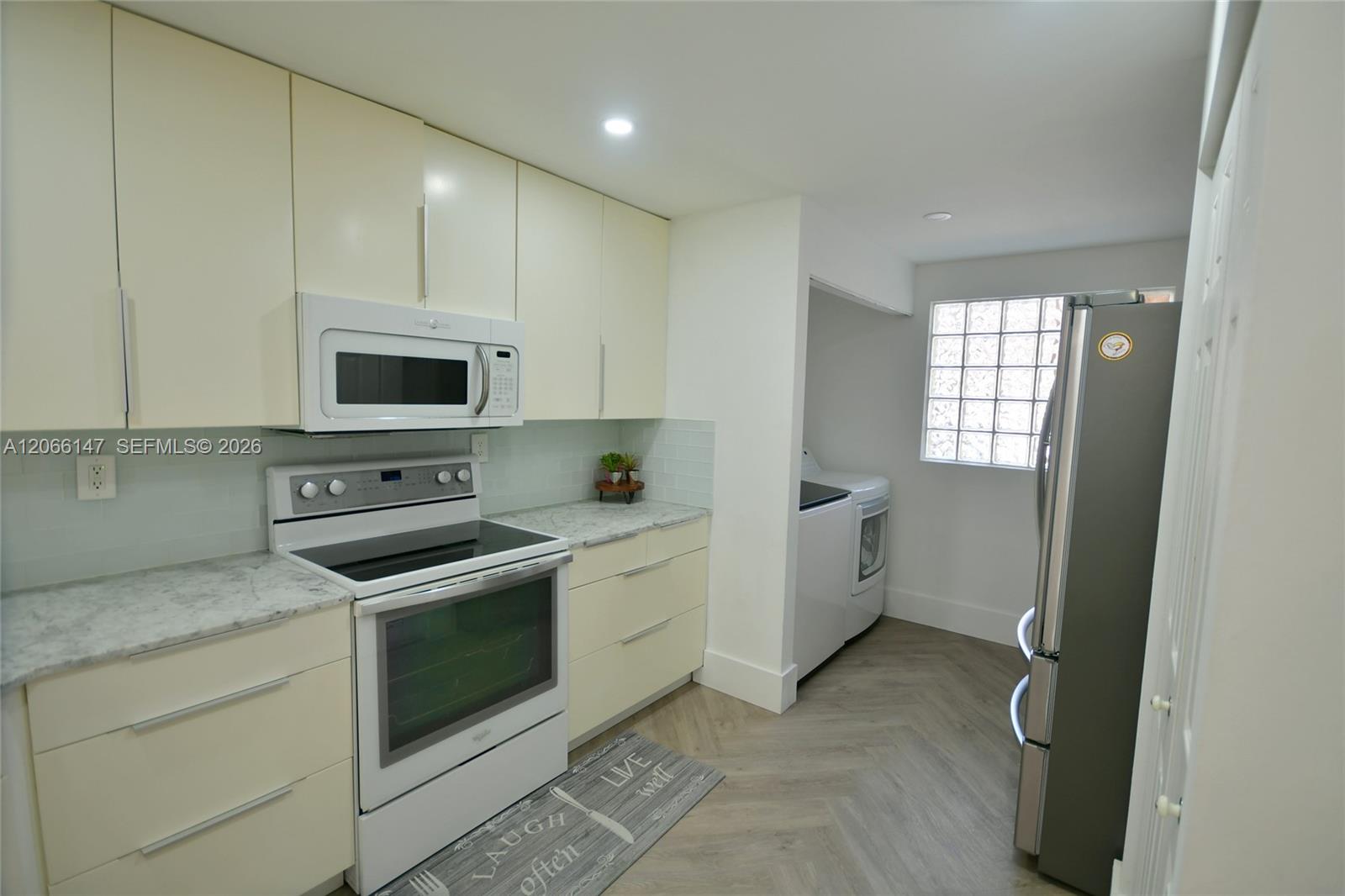 10026 Hammocks Blvd # 6 — Photo 4