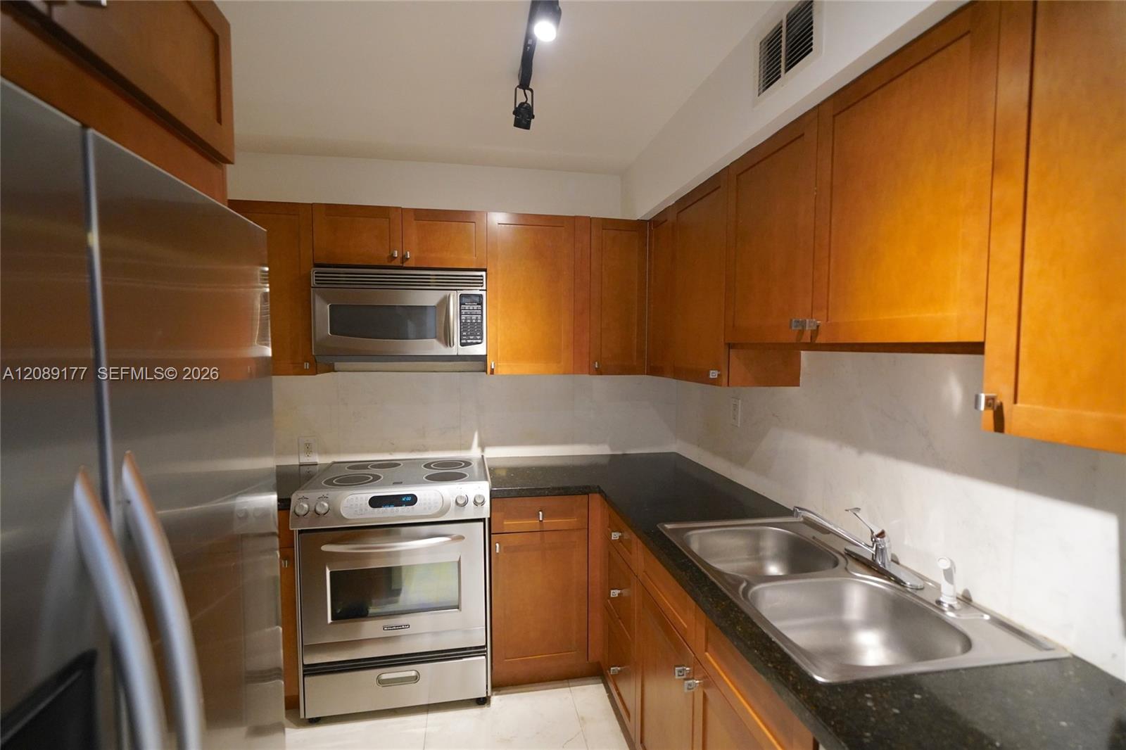1200 West Ave # 1522 — Photo 3