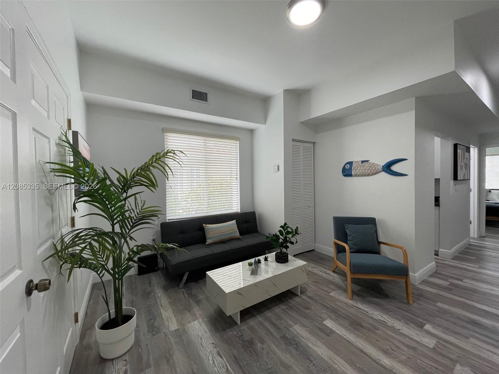 29 Oviedo Ave # 3, Coral Gables FL 33134