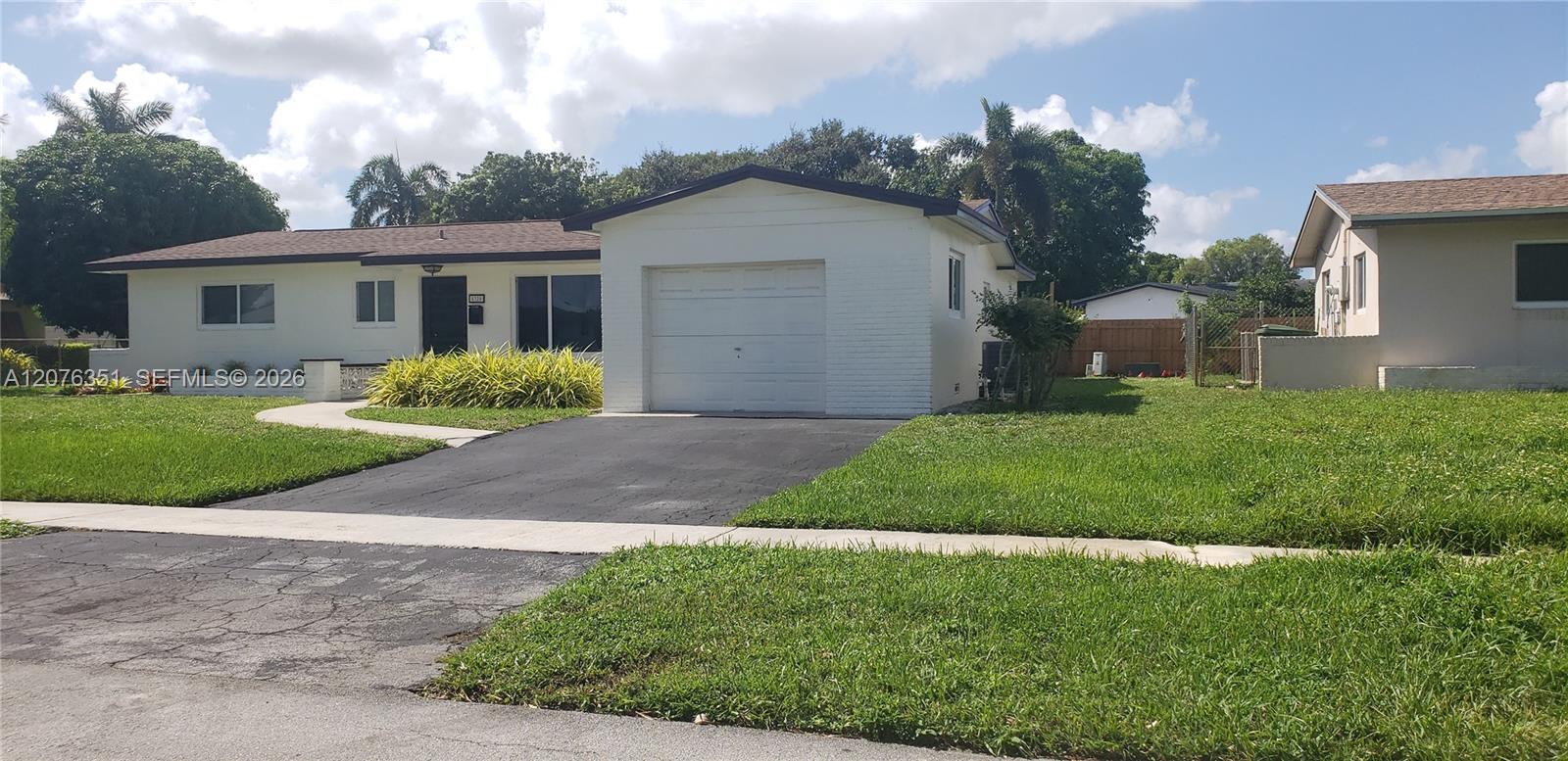 8320 NW 24th Ct — Photo 3