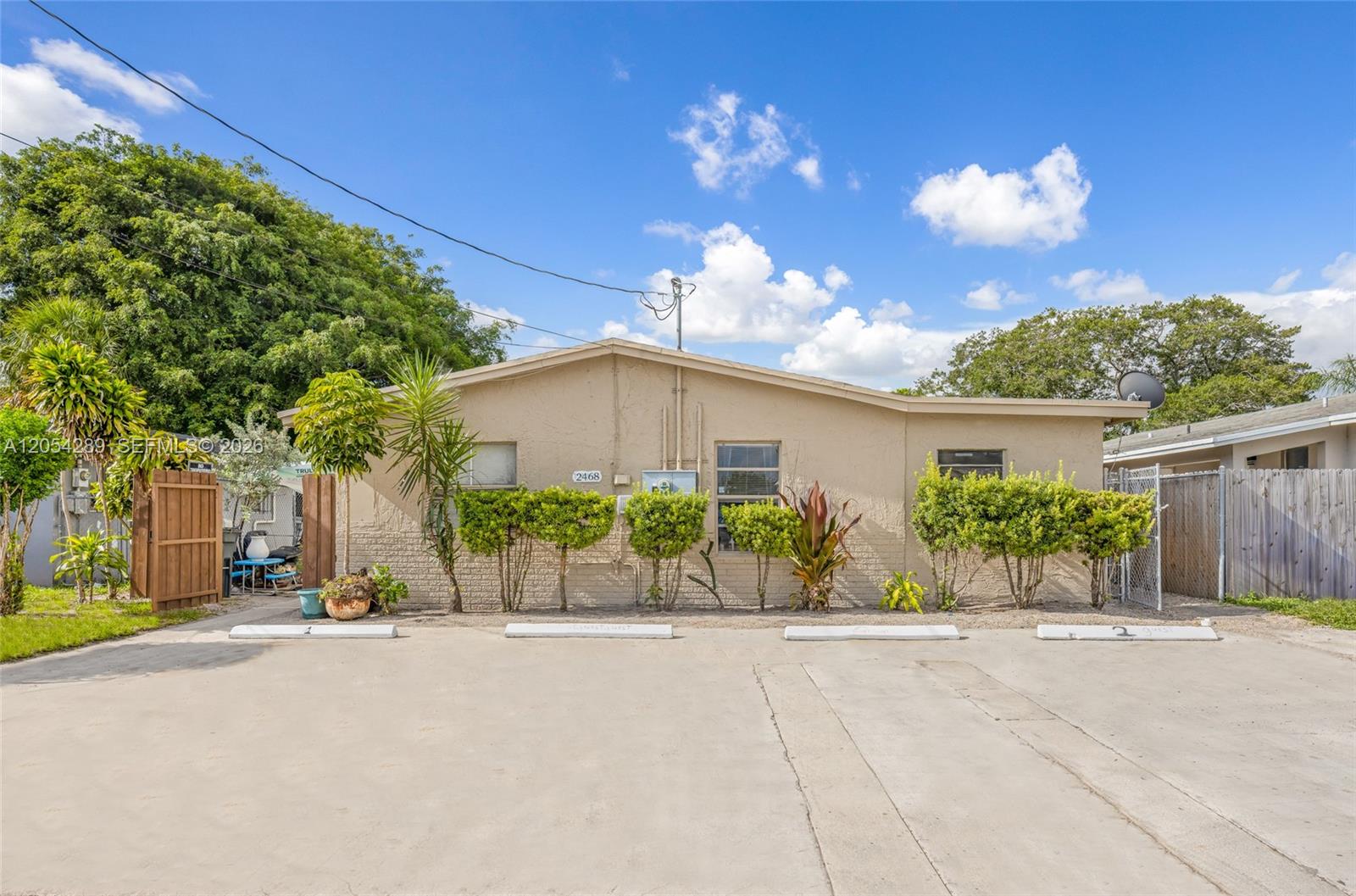 2468 NW 21st St # 2, Fort Lauderdale FL 33311