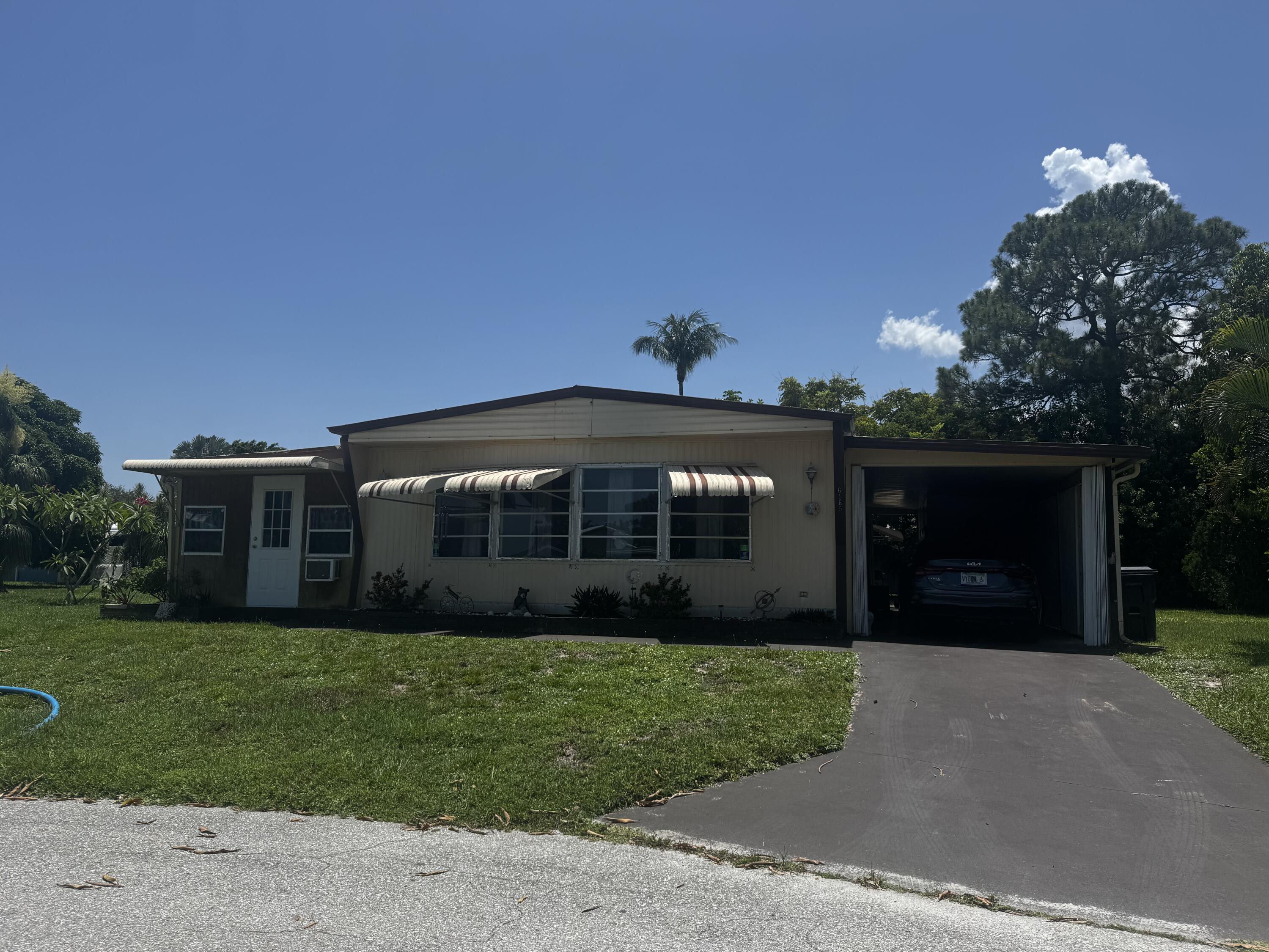 6165 N joshua Lane, Lantana FL 33462