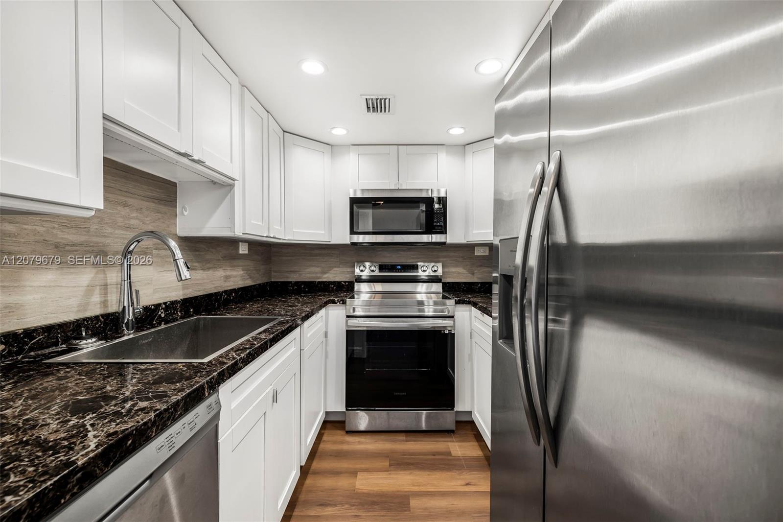 1200 West Ave # 317 — Photo 5