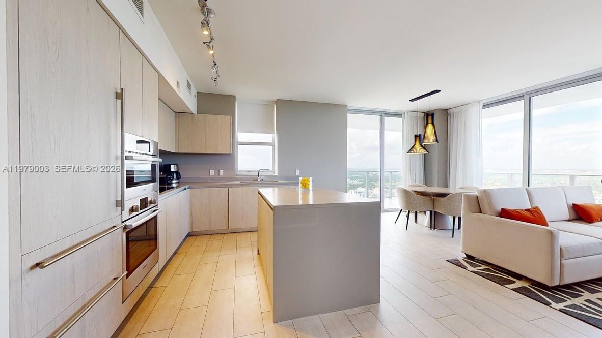 4010 S OCEAN DR # R1402 — Photo 4