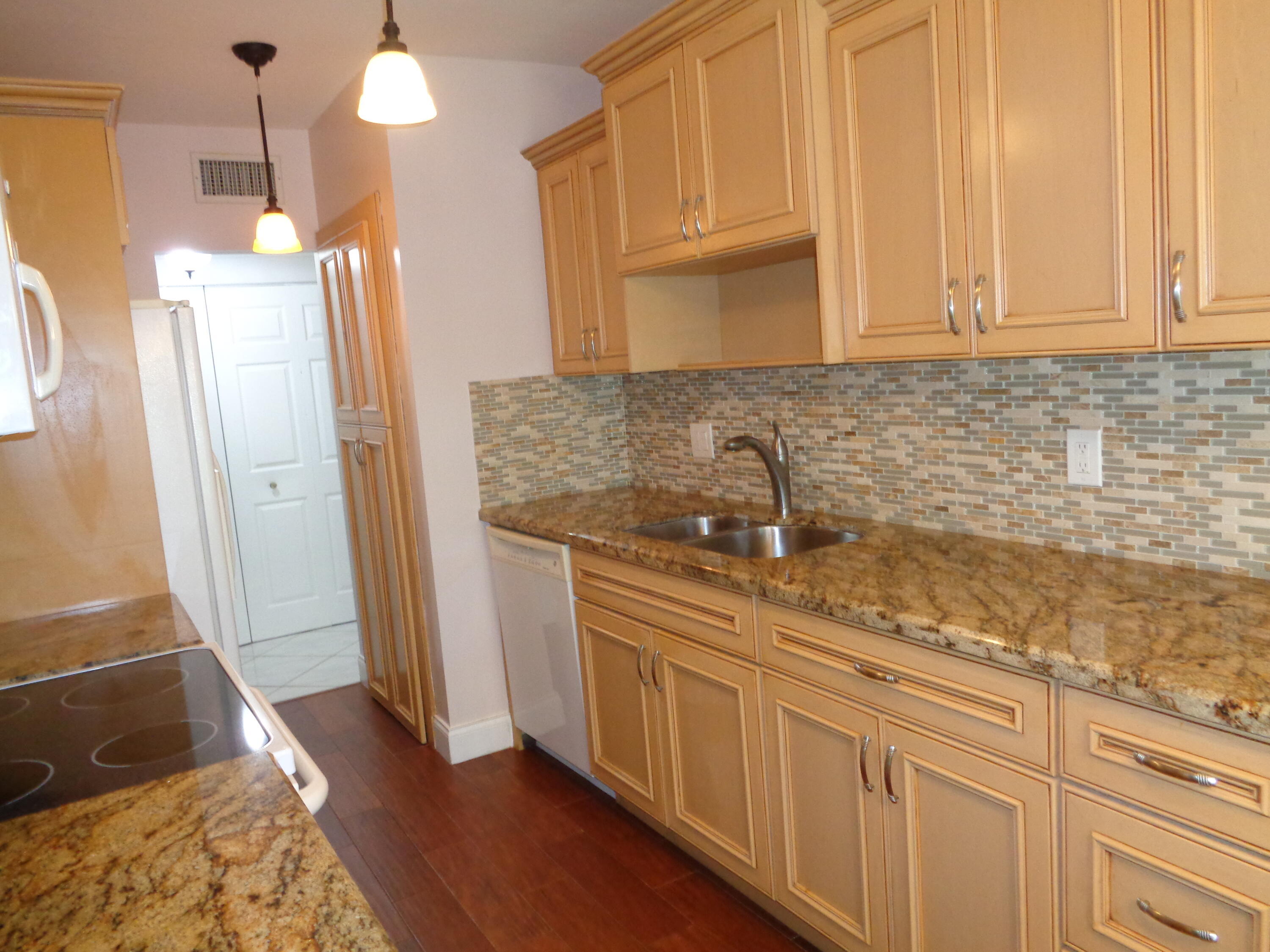 6328 W Longboat Ln Lane W # 201 — Photo 4