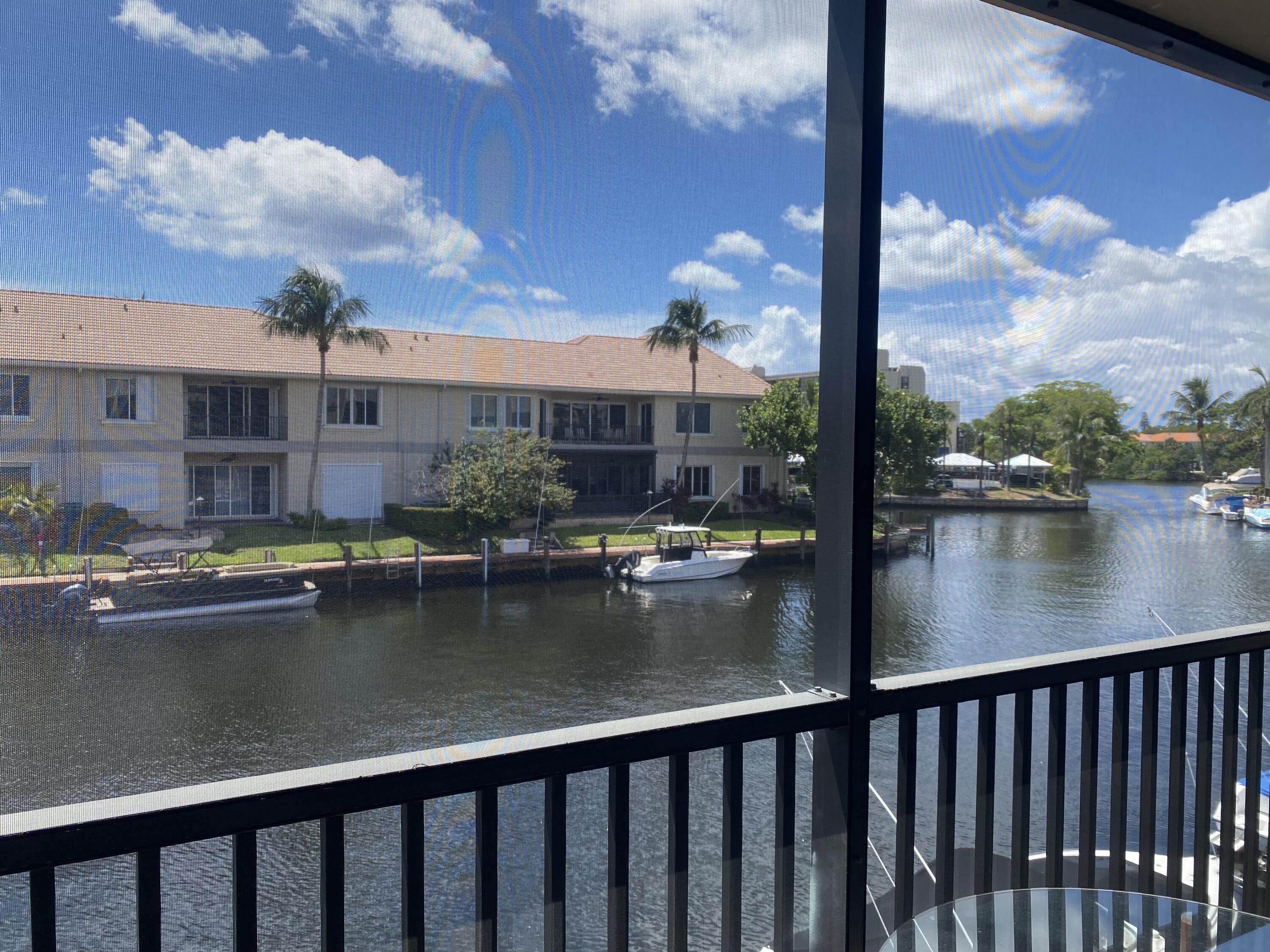 1 Royal Palm Way # 201, Boca Raton FL 33432