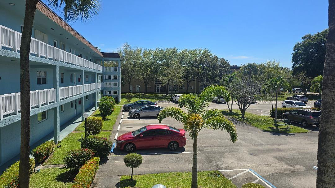 606 SW NATURA Boulevard # 208 — Photo 4