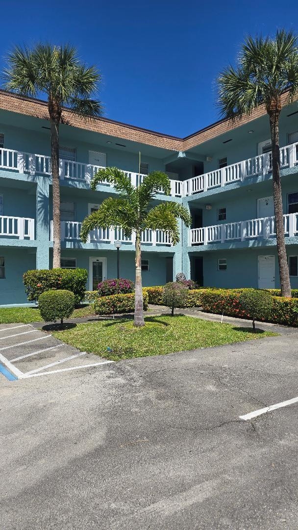 606 SW NATURA Boulevard # 208 — Photo 3