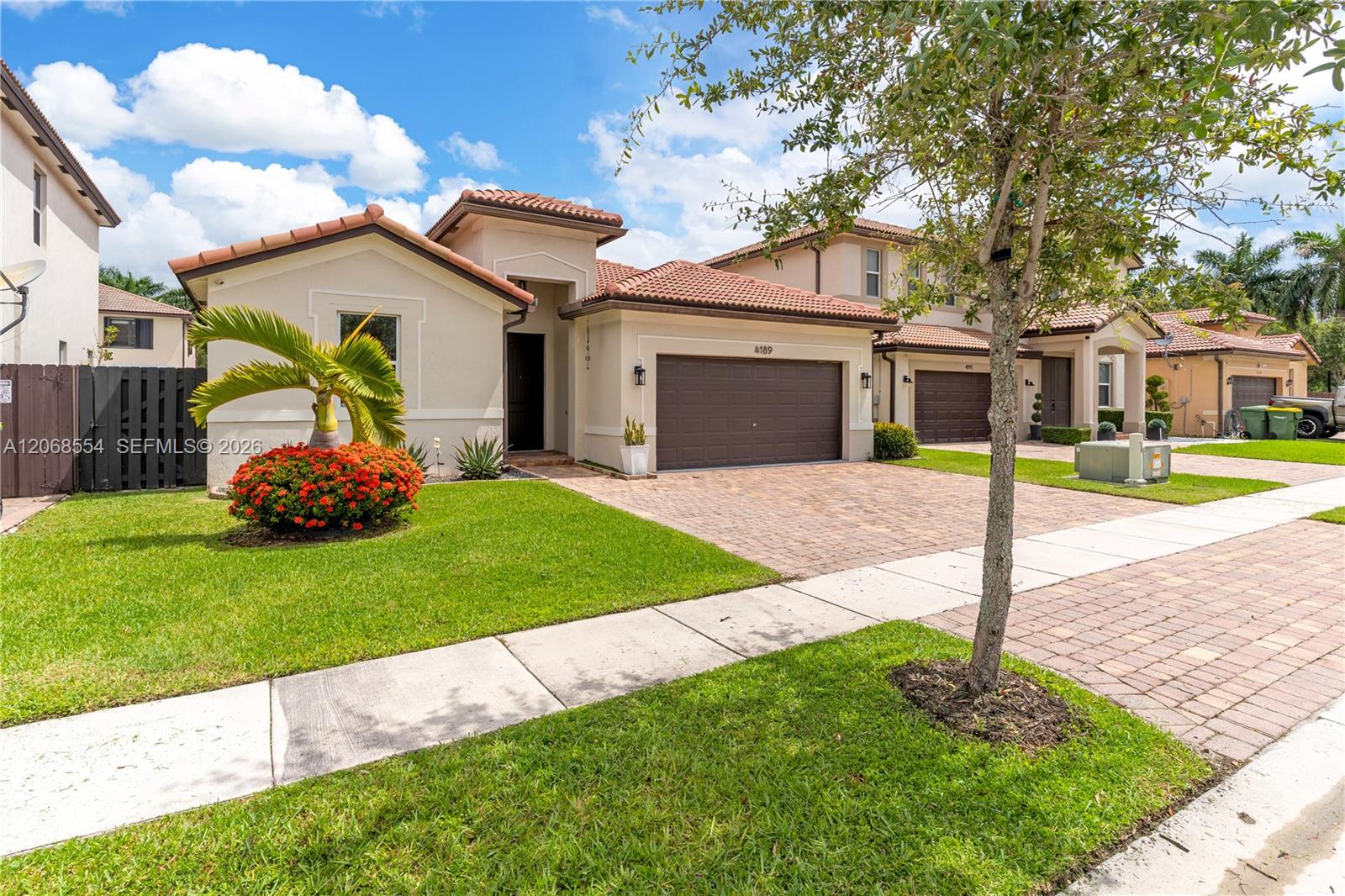 4189 NE 20th St View 1
