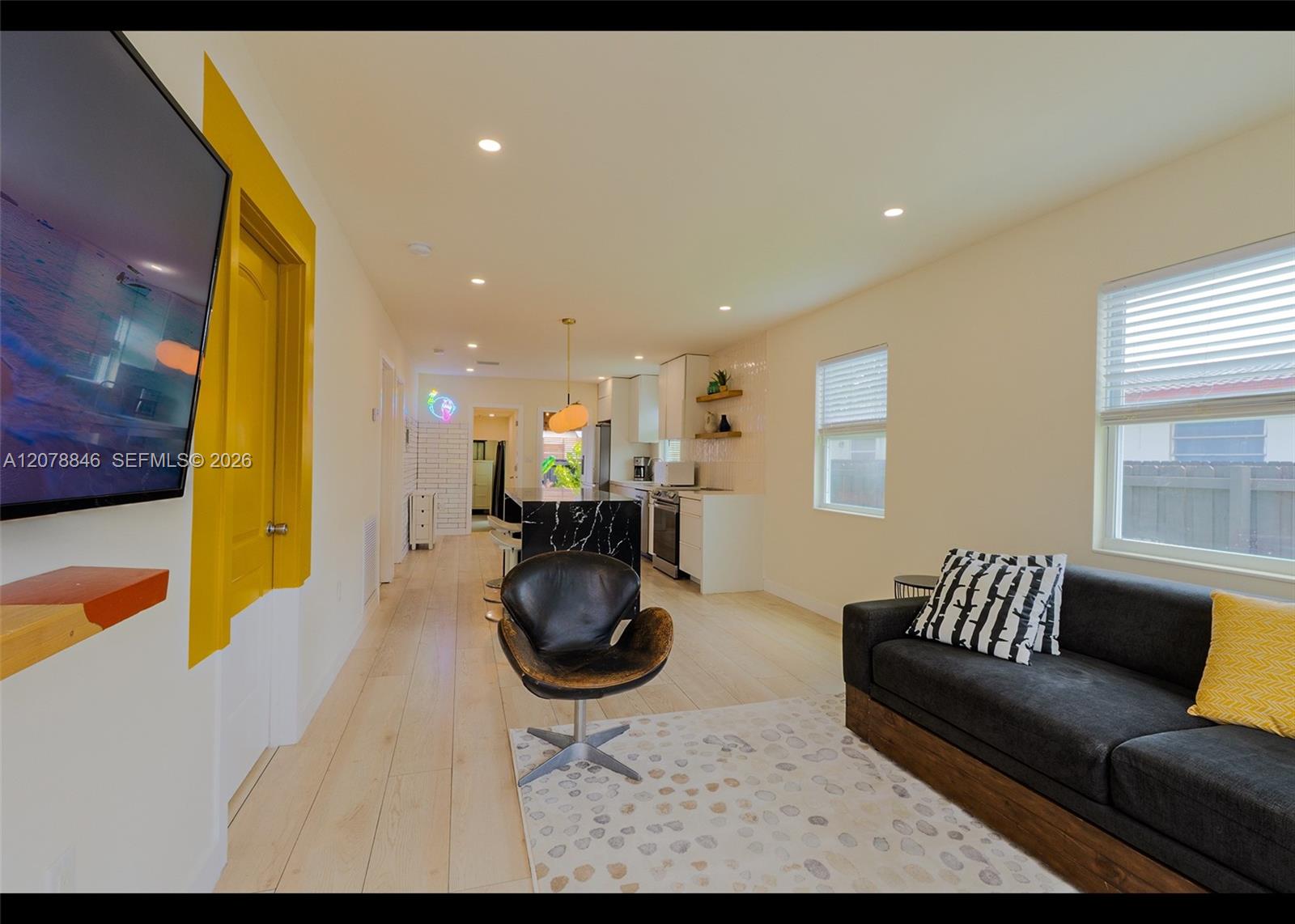 1332 NE 5th Ave # 1 — Photo 3