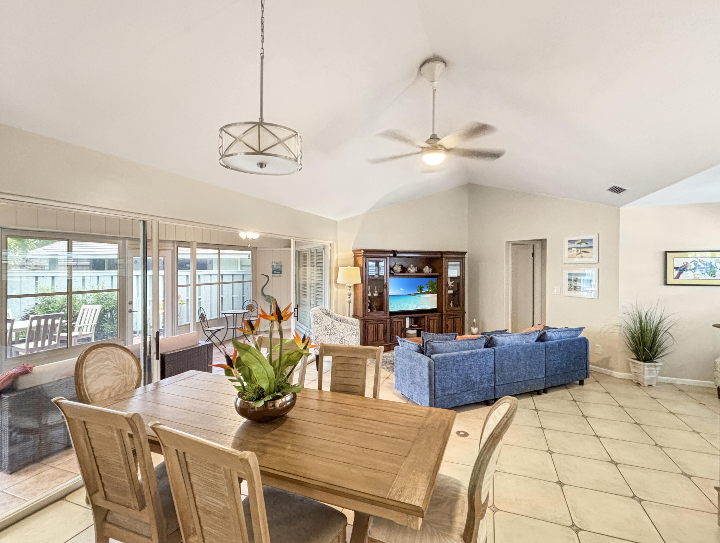 1127 E Seminole Avenue # 8a, Jupiter FL 33477
