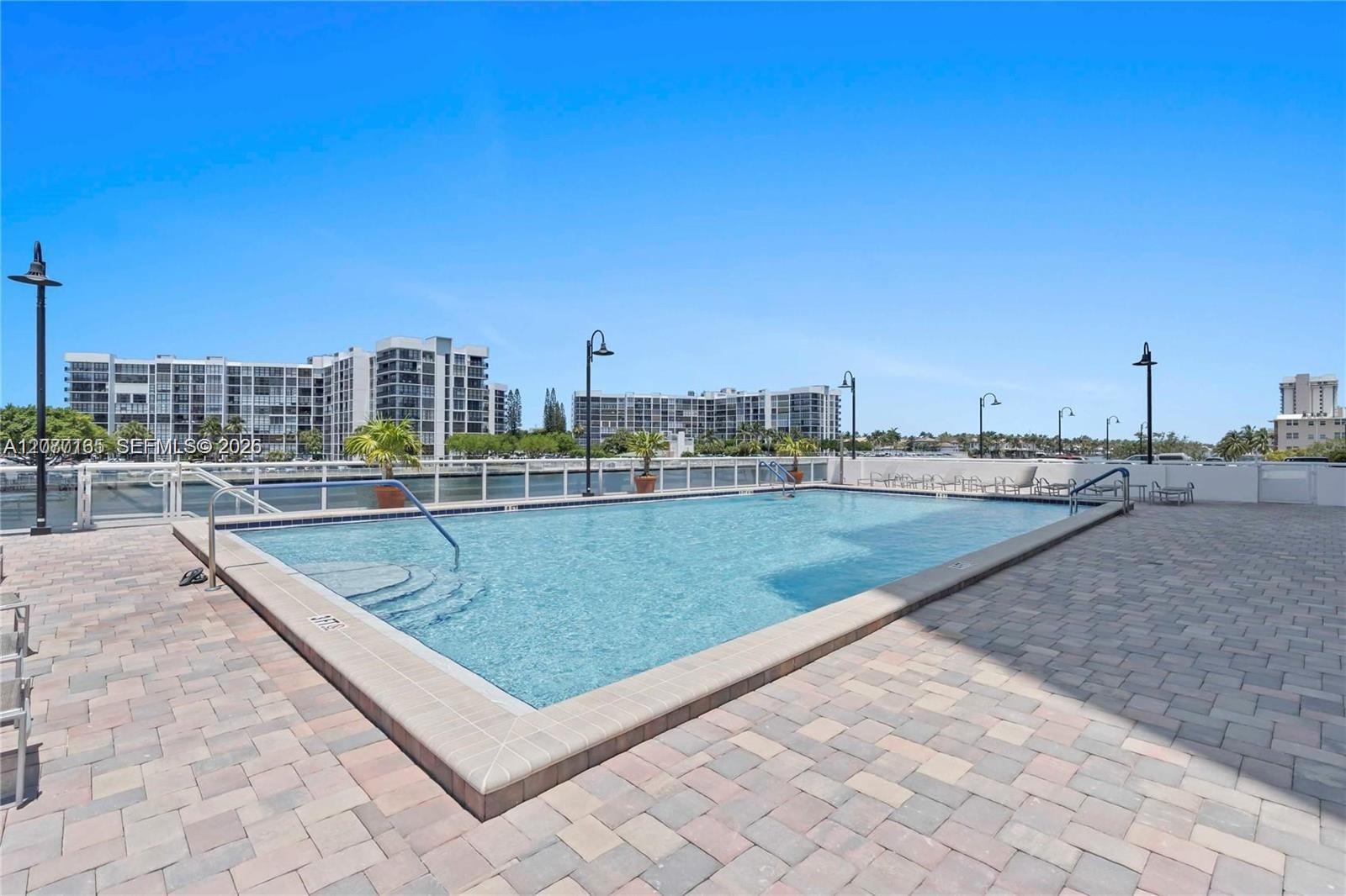 3000 S Ocean Dr # 304 — Photo 2